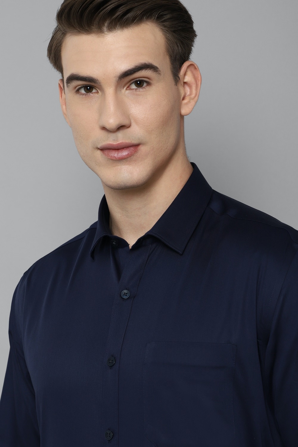 10147-men-navy-slim-fit-solid-full-sleeves-formal-shirt-navy-1.jpg