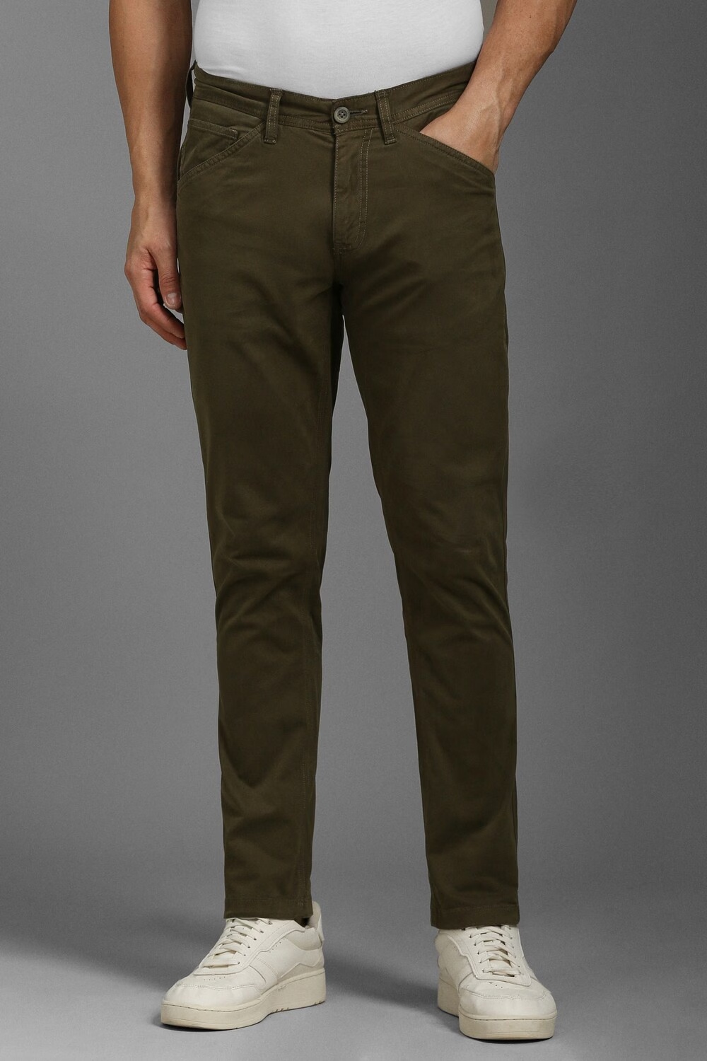 10197-men-olive-contemporary-fit-solid-flat-front-casual-trousers-olive-1.jpg