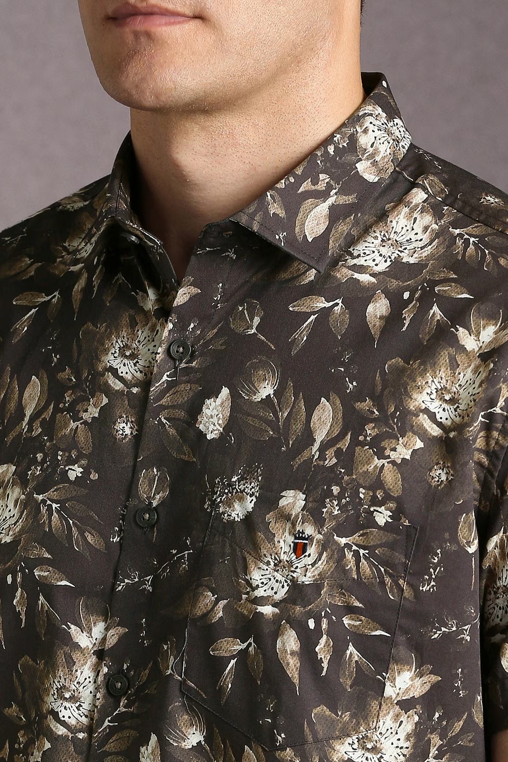 10760-men-brown-print-half-sleeves-casual-shirt-brown-1.jpg