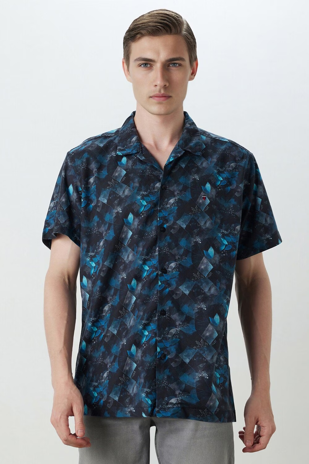10874-men-navy-slim-fit-print-half-sleeves-casual-shirt-navy-1.jpg
