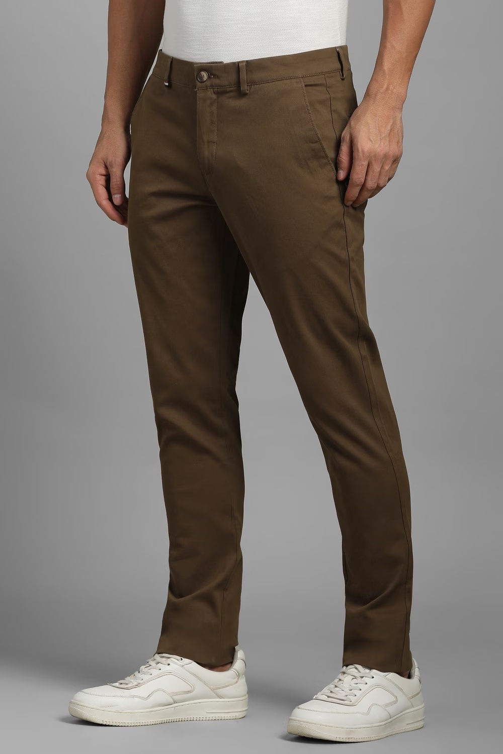 10929-men-brown-solid-flat-front-casual-trousers-brown-1.jpg