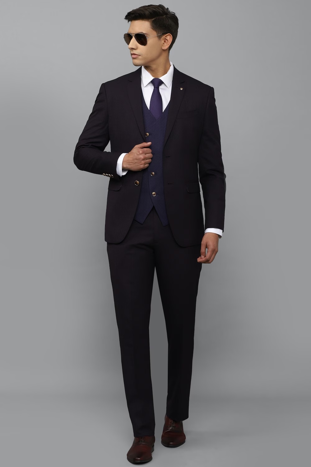 10991-men-black-slim-fit-solid-formal-three-piece-suit-black-1.jpg