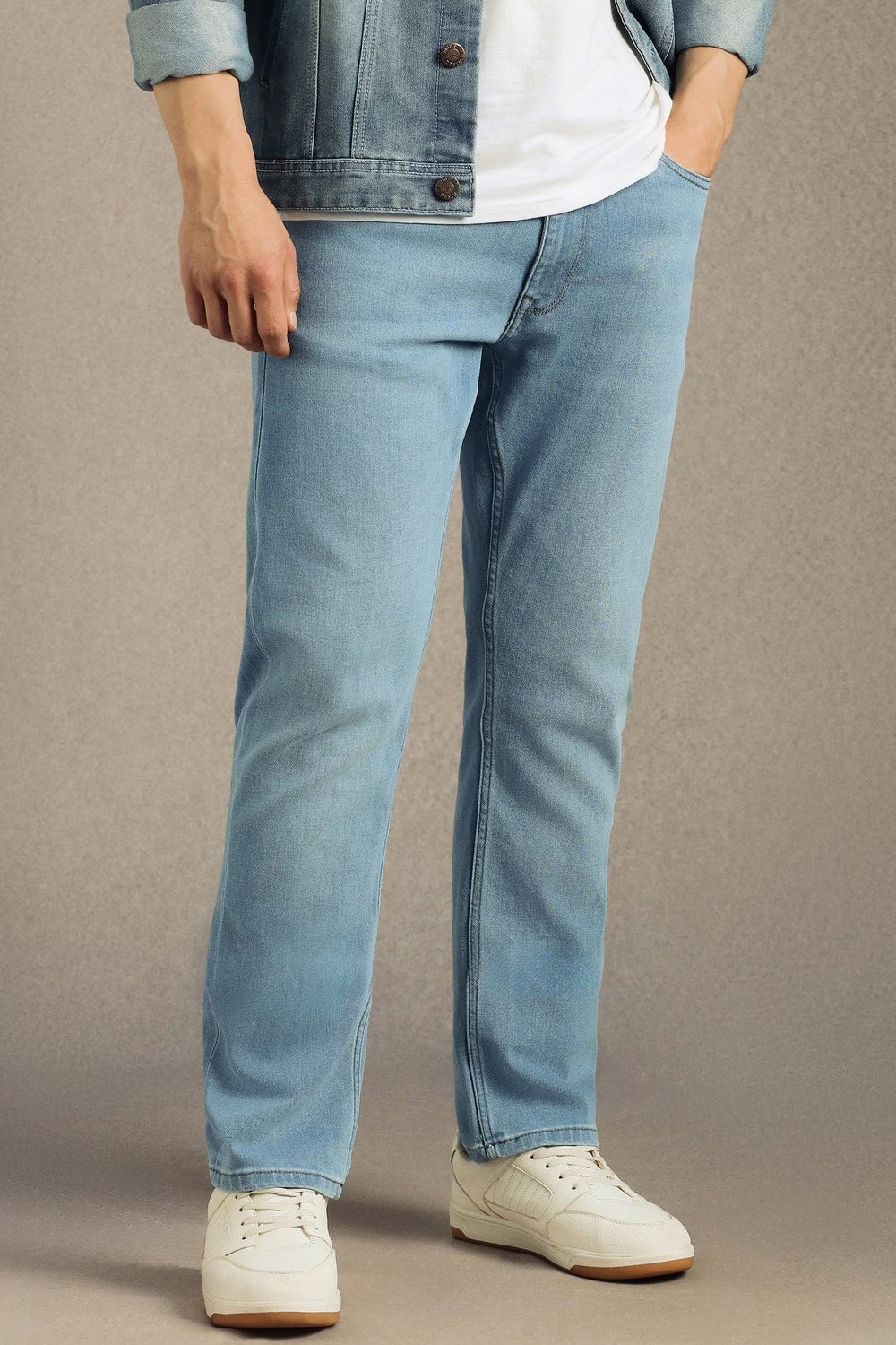 Men Blue Light Slim Fit Jeans-Blue