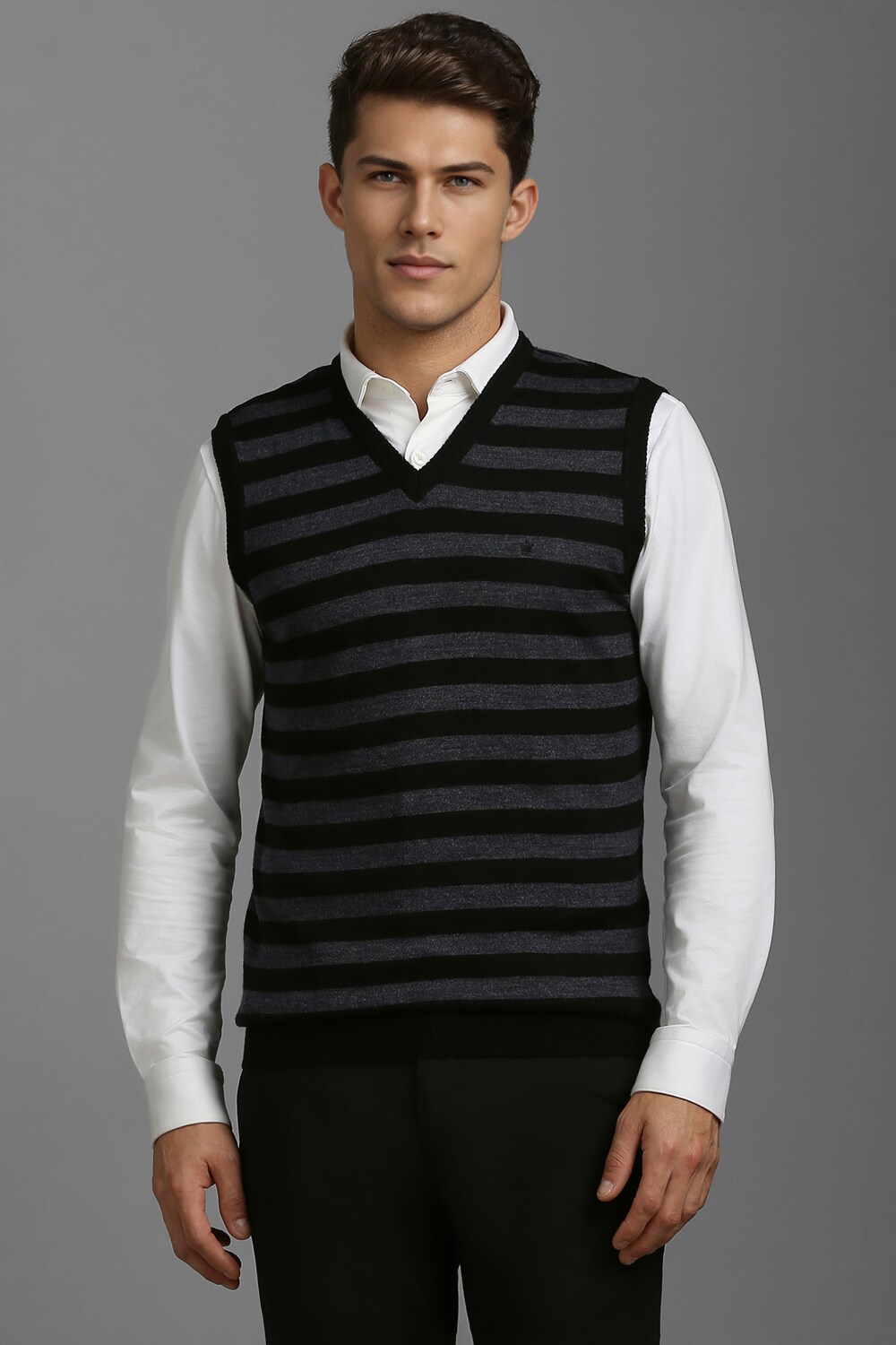 Men Black Stripe V Neck Sleeveless Sweater-Black