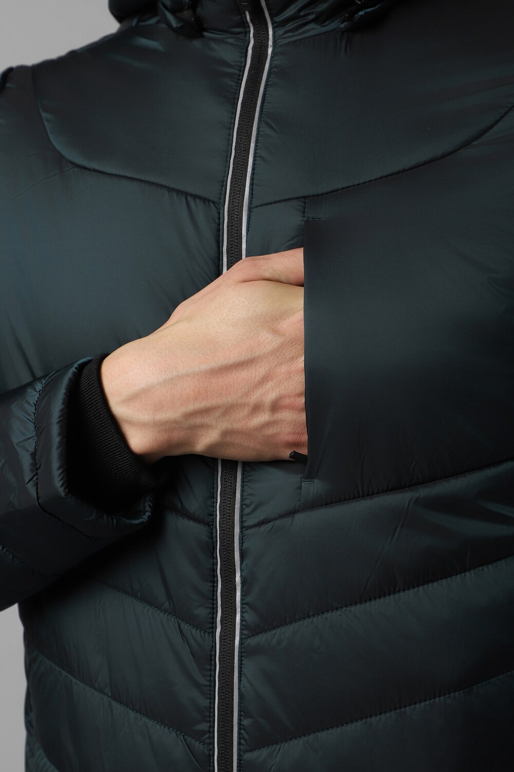 11556-men-casual-green-solid-jackets-green-1.jpg