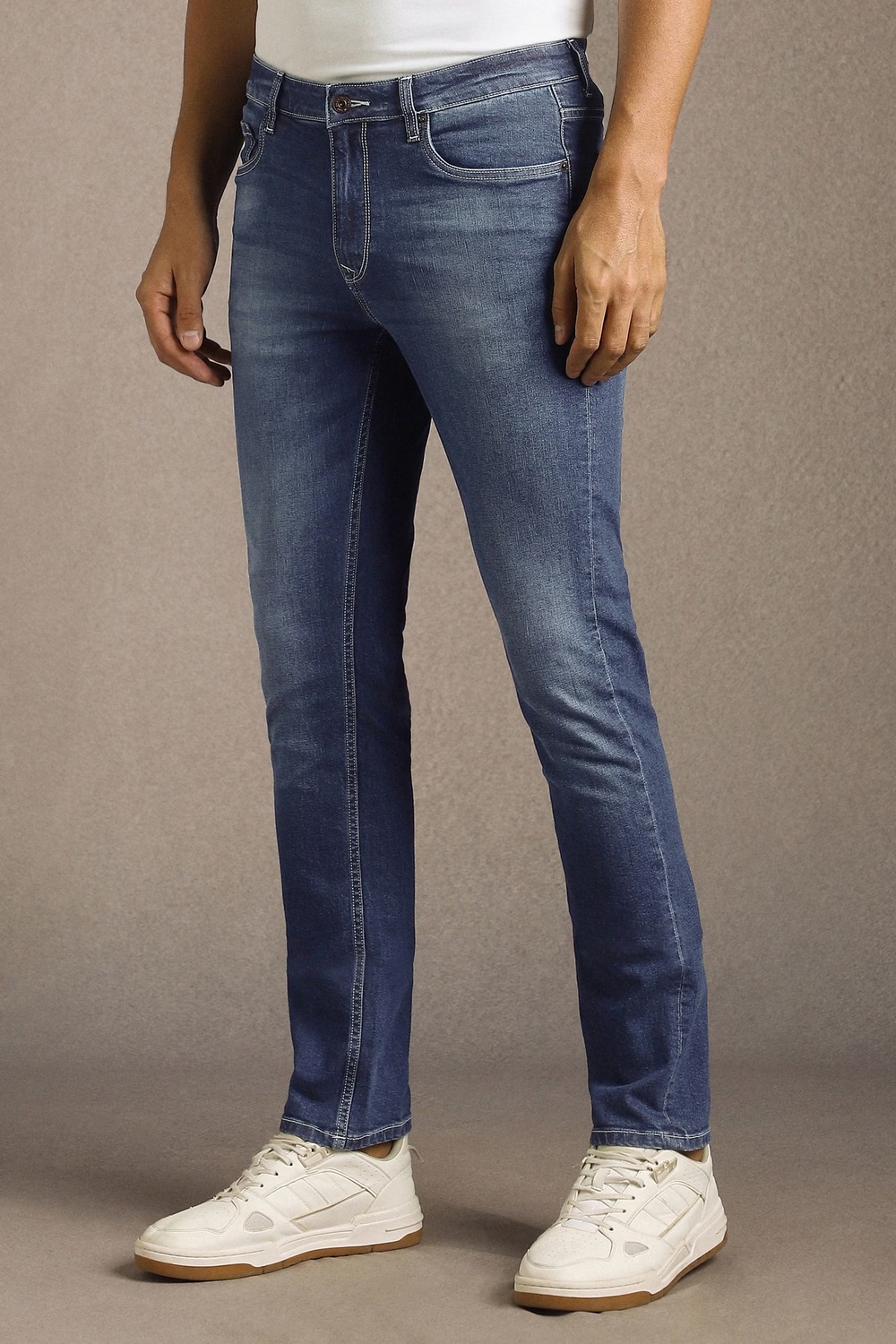 11809-men-blue-mid-slim-fit-jeans-blue-1.jpg