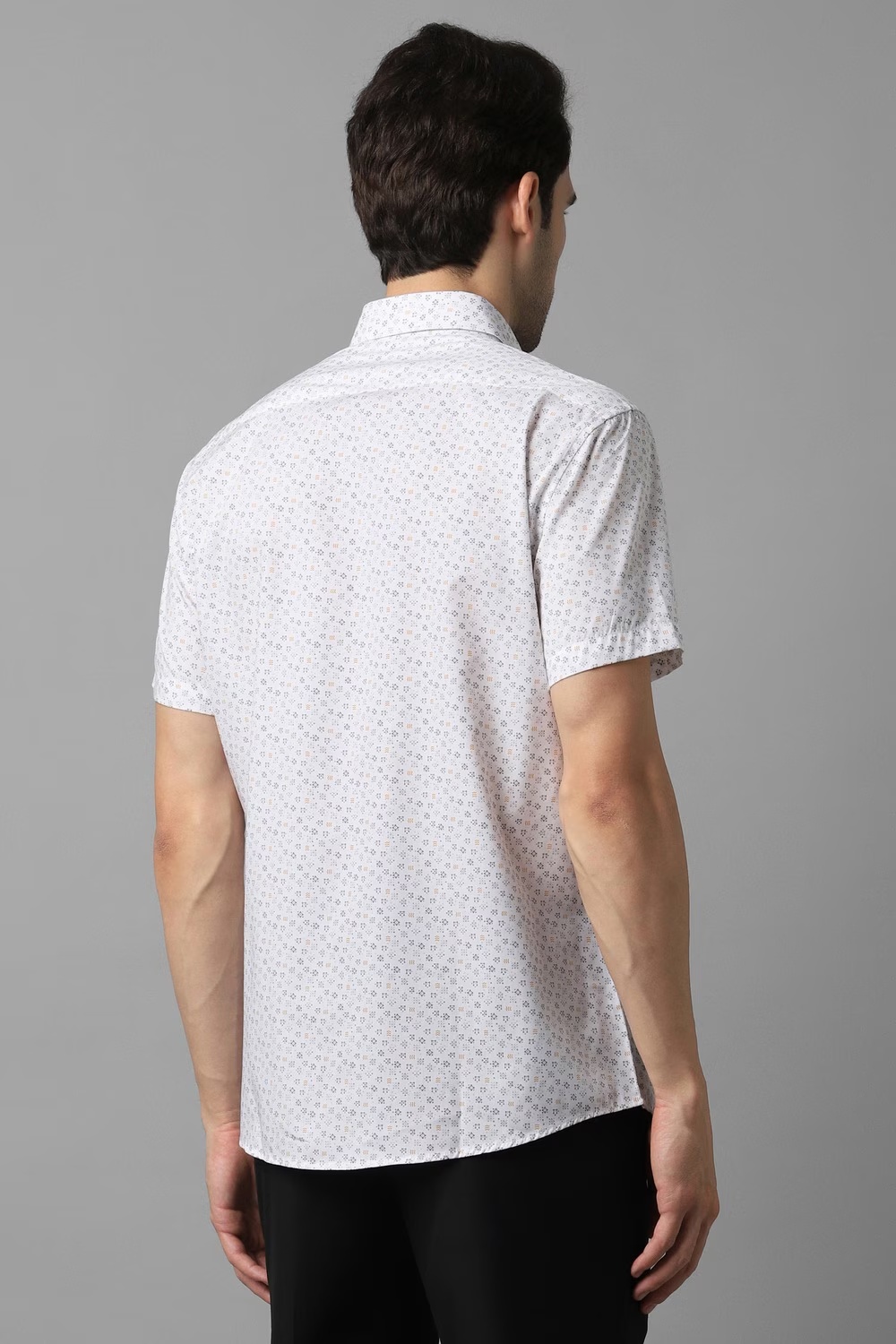 12294-men-white-print-half-sleeves-casual-shirt-white-1.jpg