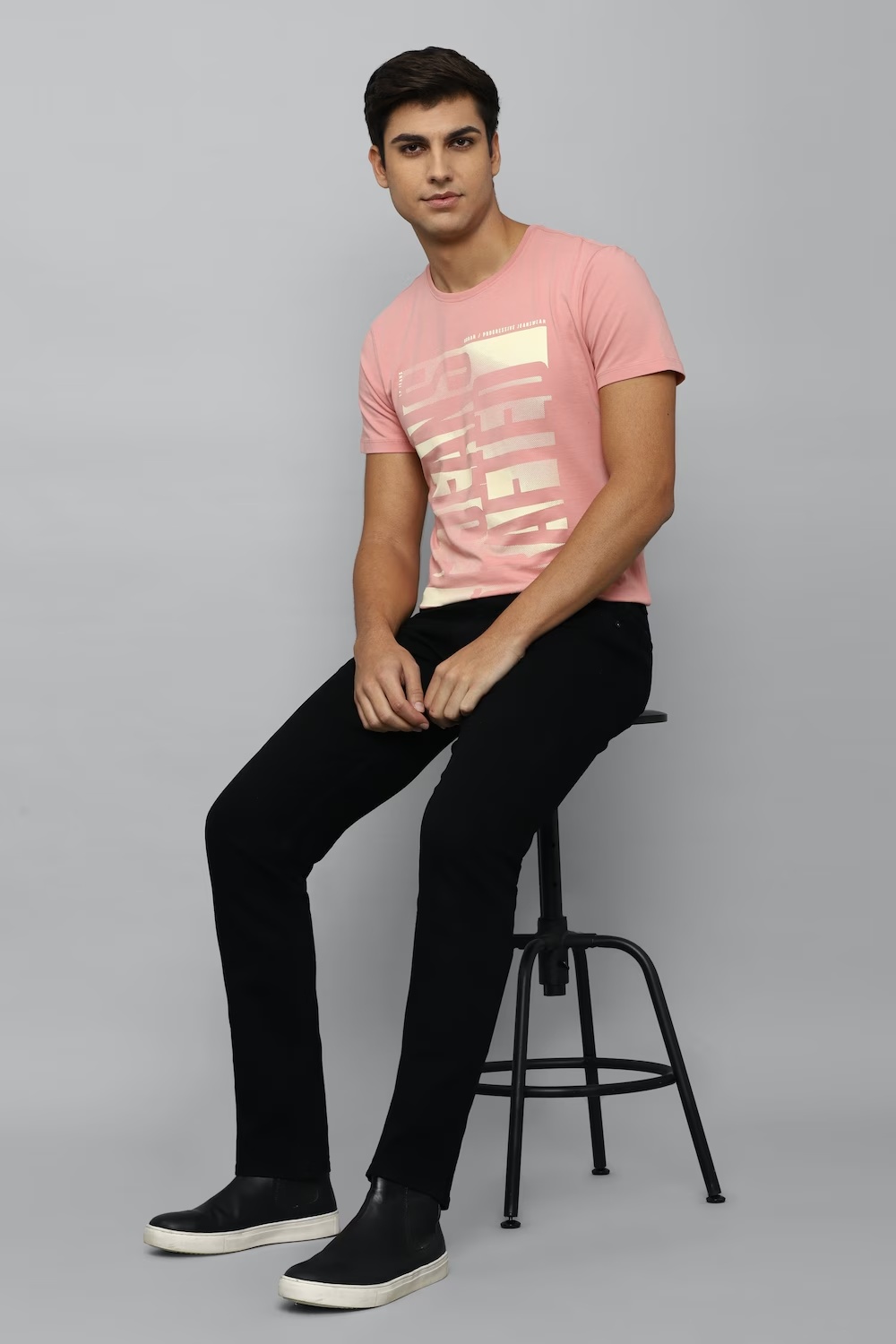 Men Black Dark Slim Fit Jeans-Black