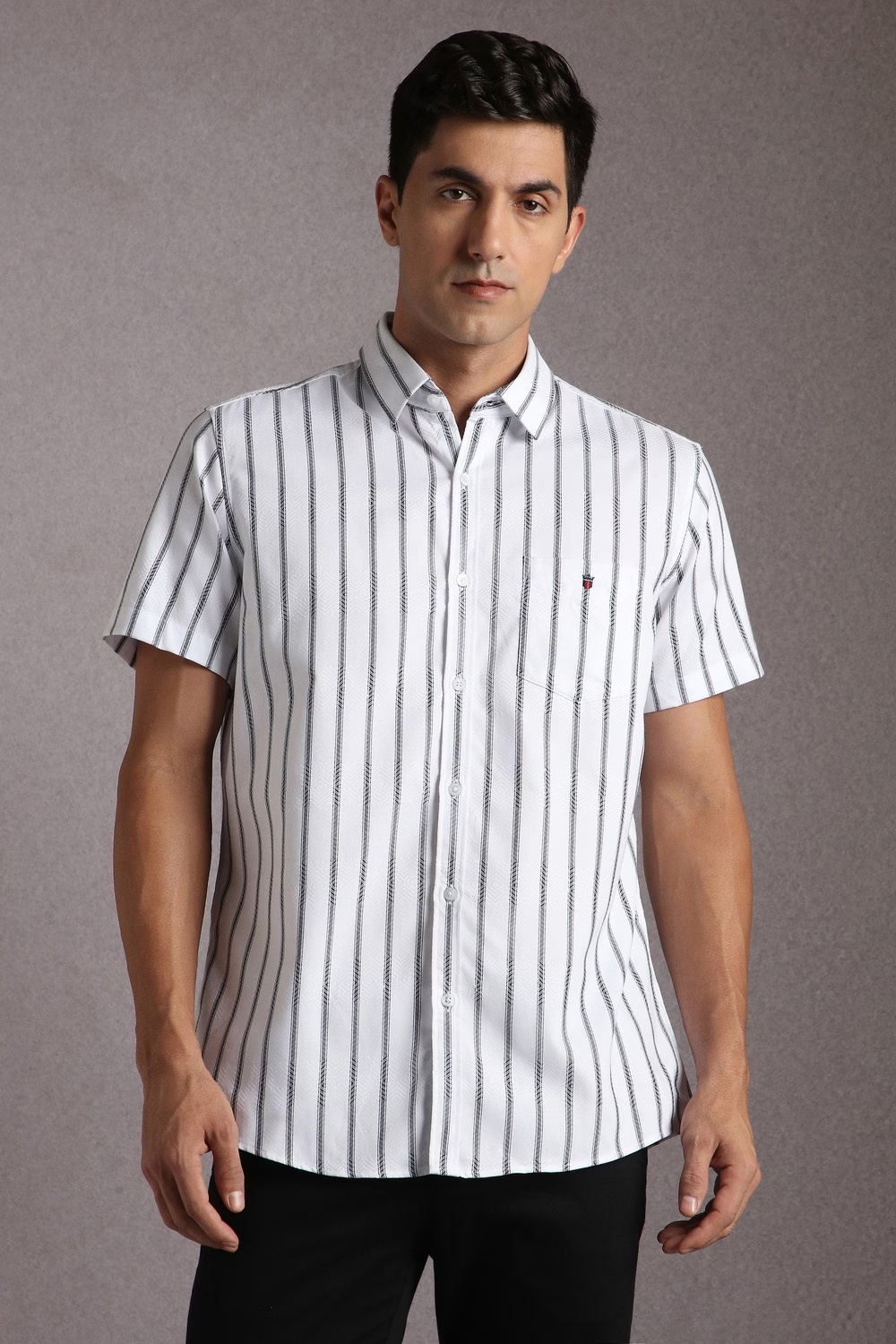 Men White Stripe Half Sleeves Casual Shirt-White