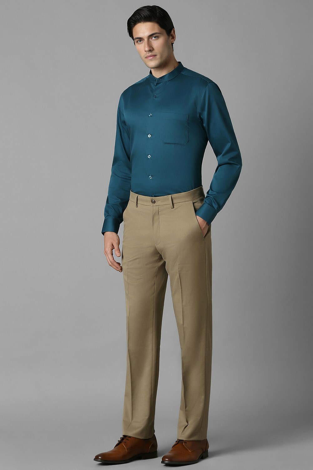 12573-men-green-slim-fit-solid-full-sleeves-formal-shirt-green-1.jpg