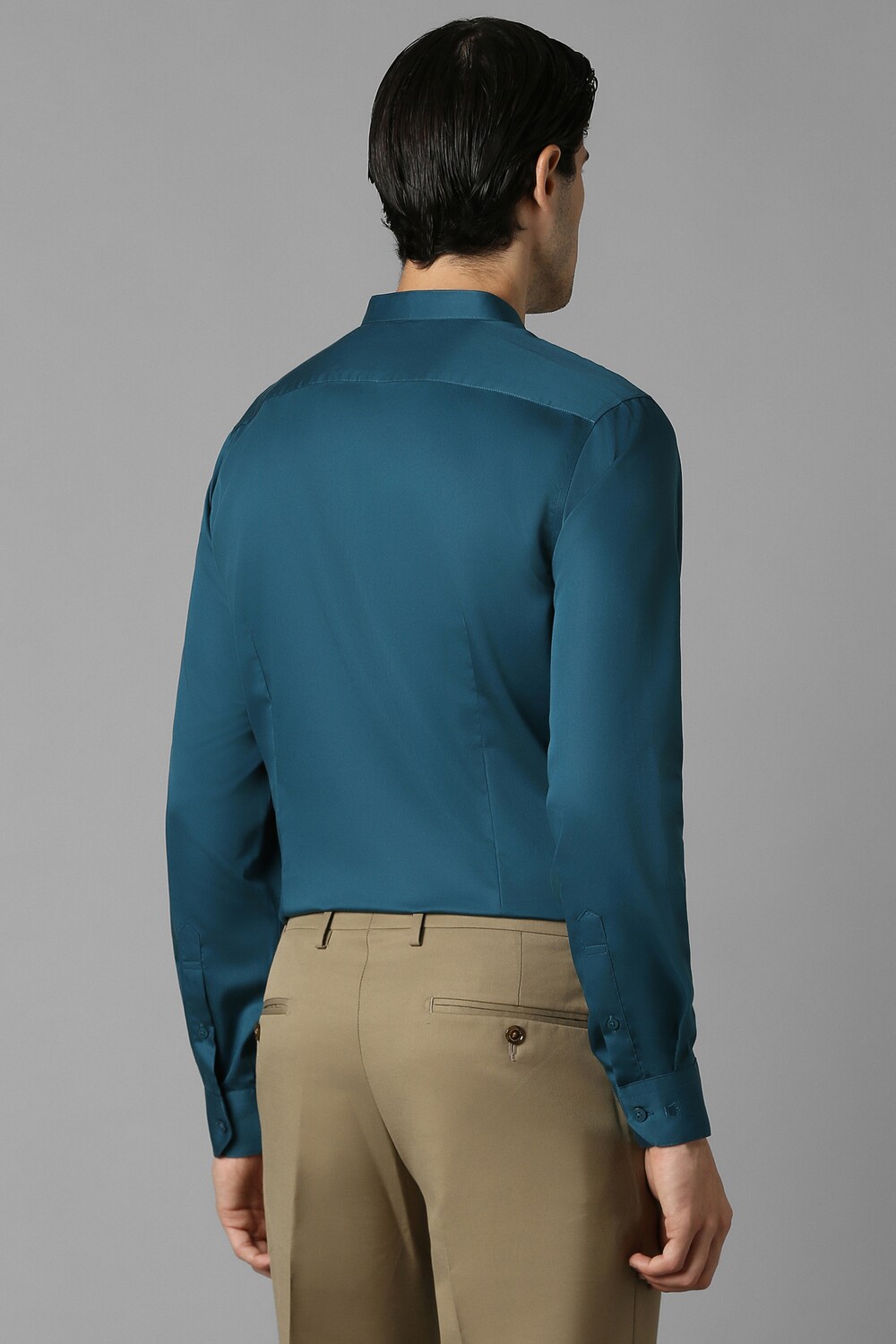 12573-men-green-slim-fit-solid-full-sleeves-formal-shirt-green-1.jpg