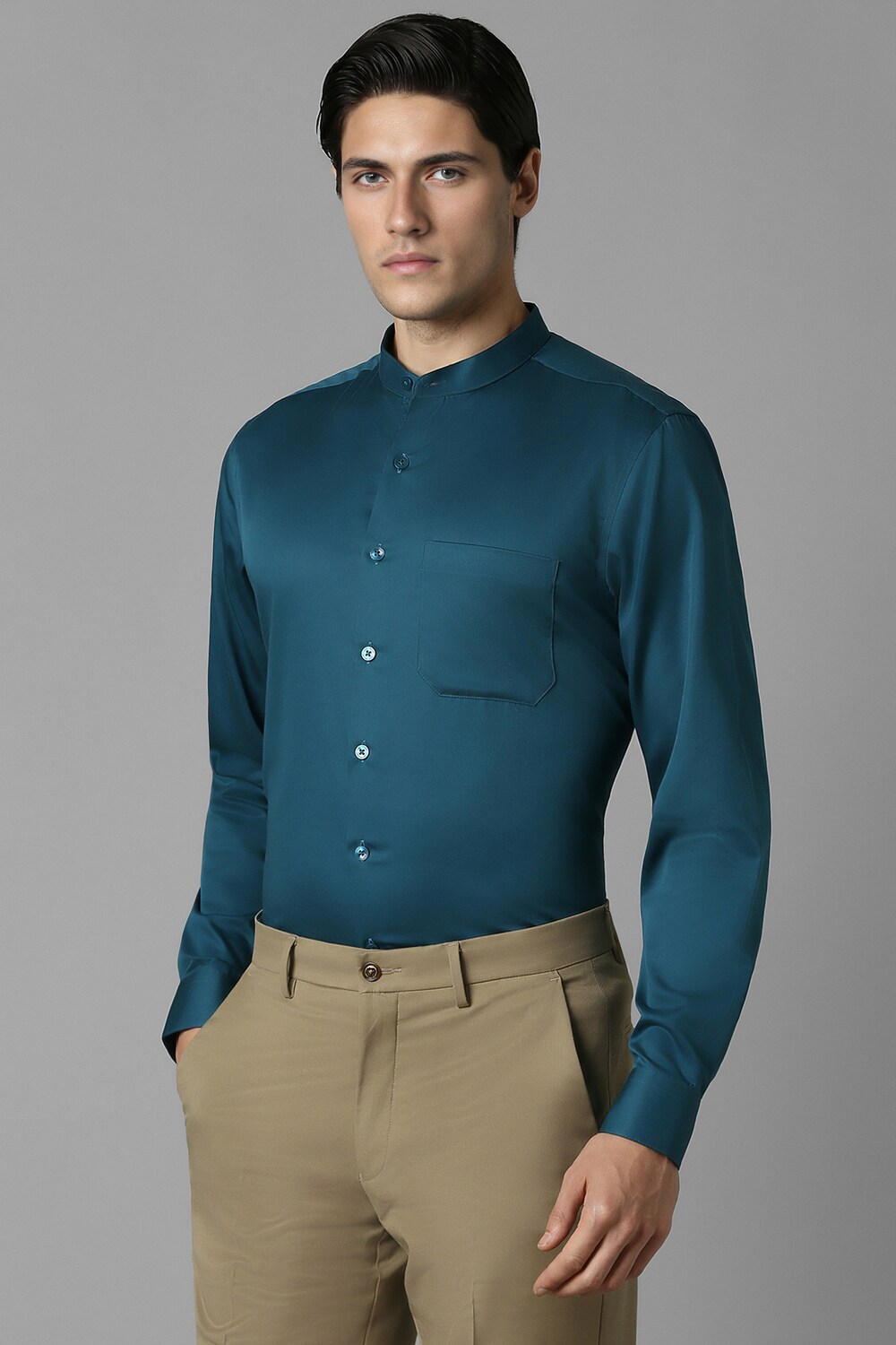 12573-men-green-slim-fit-solid-full-sleeves-formal-shirt-green-1.jpg