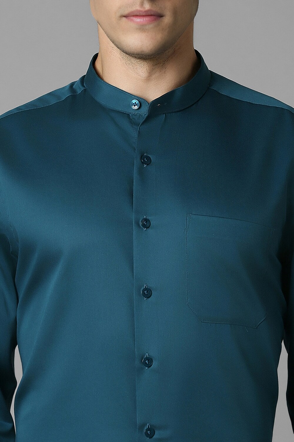 12573-men-green-slim-fit-solid-full-sleeves-formal-shirt-green-1.jpg
