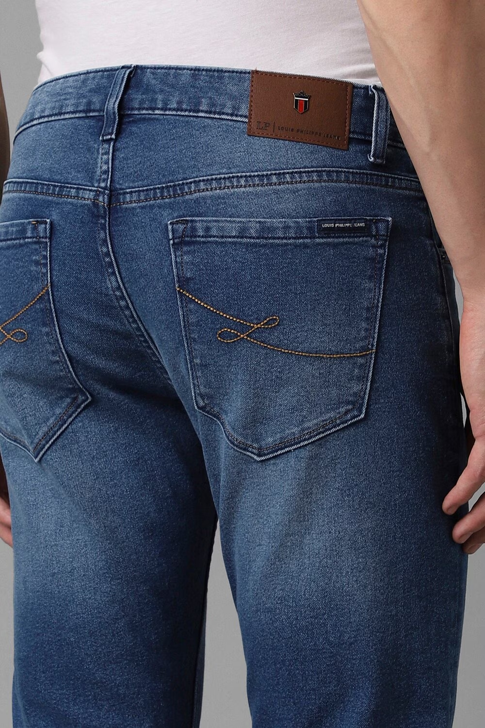 12887-men-navy-mid-slim-fit-jeans-navy-1.jpg