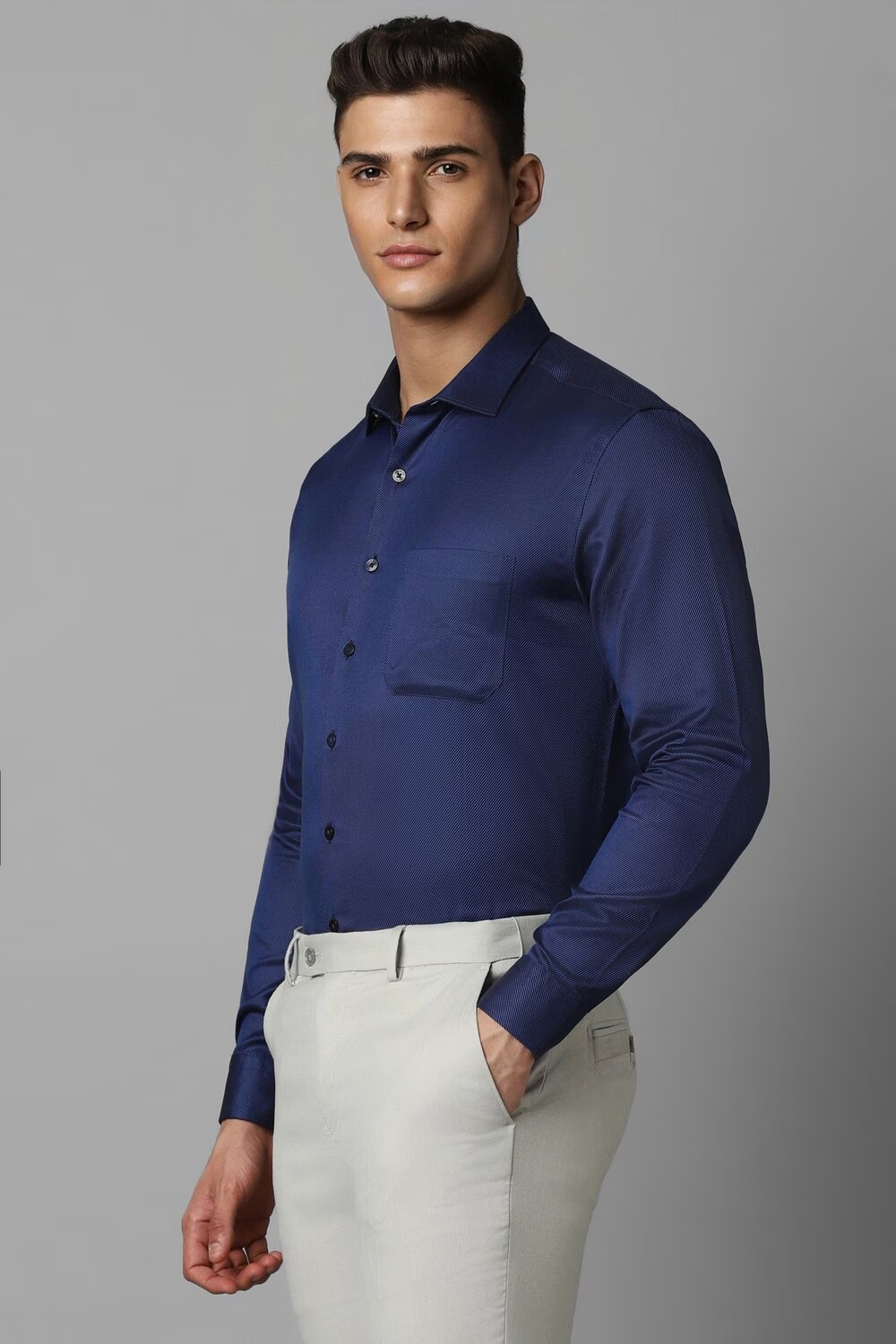 13139-men-navy-slim-fit-textured-full-sleeves-formal-shirt-navy-1.jpg