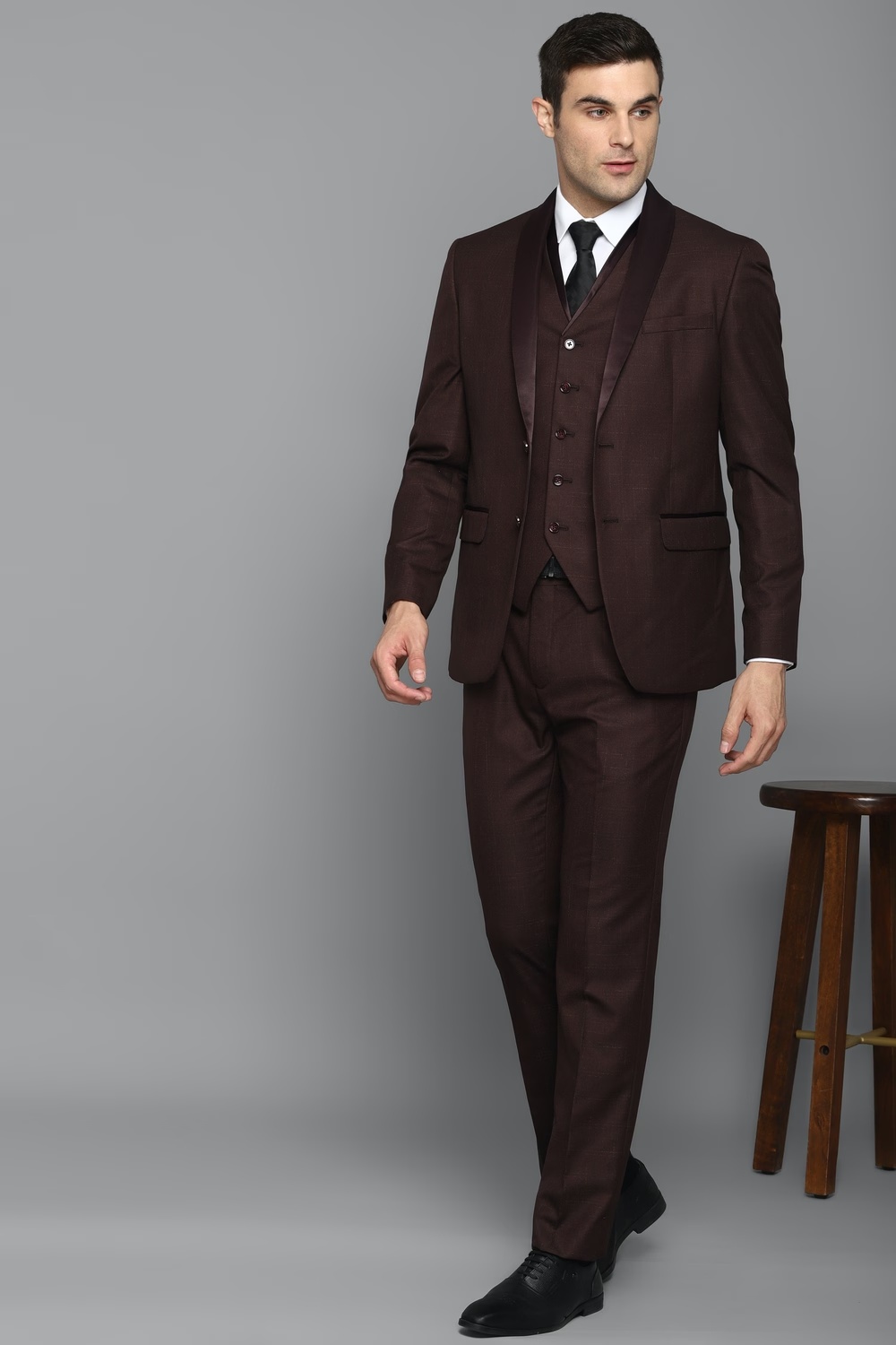 Men Maroon Slim Fit Solid Formal Three Piece Suit-Maroon 1 13408-men-maroon-slim-fit-solid-formal-three-piece-suit-maroon-1.jpg