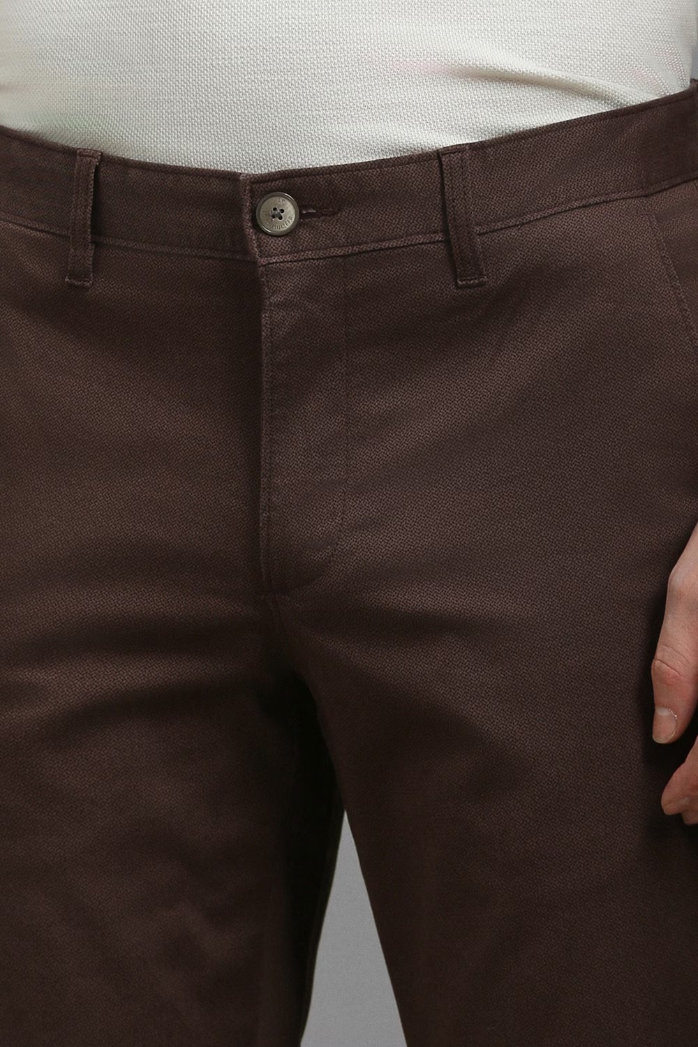 1363-men-brown-slim-fit-solid-flat-front-casual-trousers-brown-1.jpg