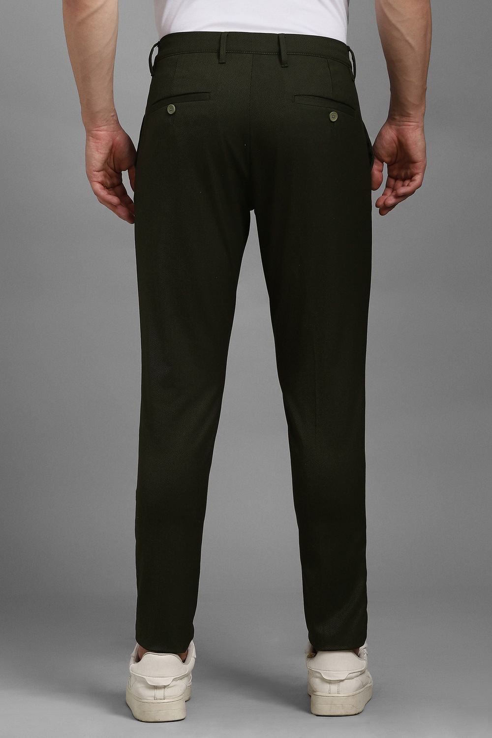 13664-men-green-textured-flat-front-casual-trousers-green-1.jpg
