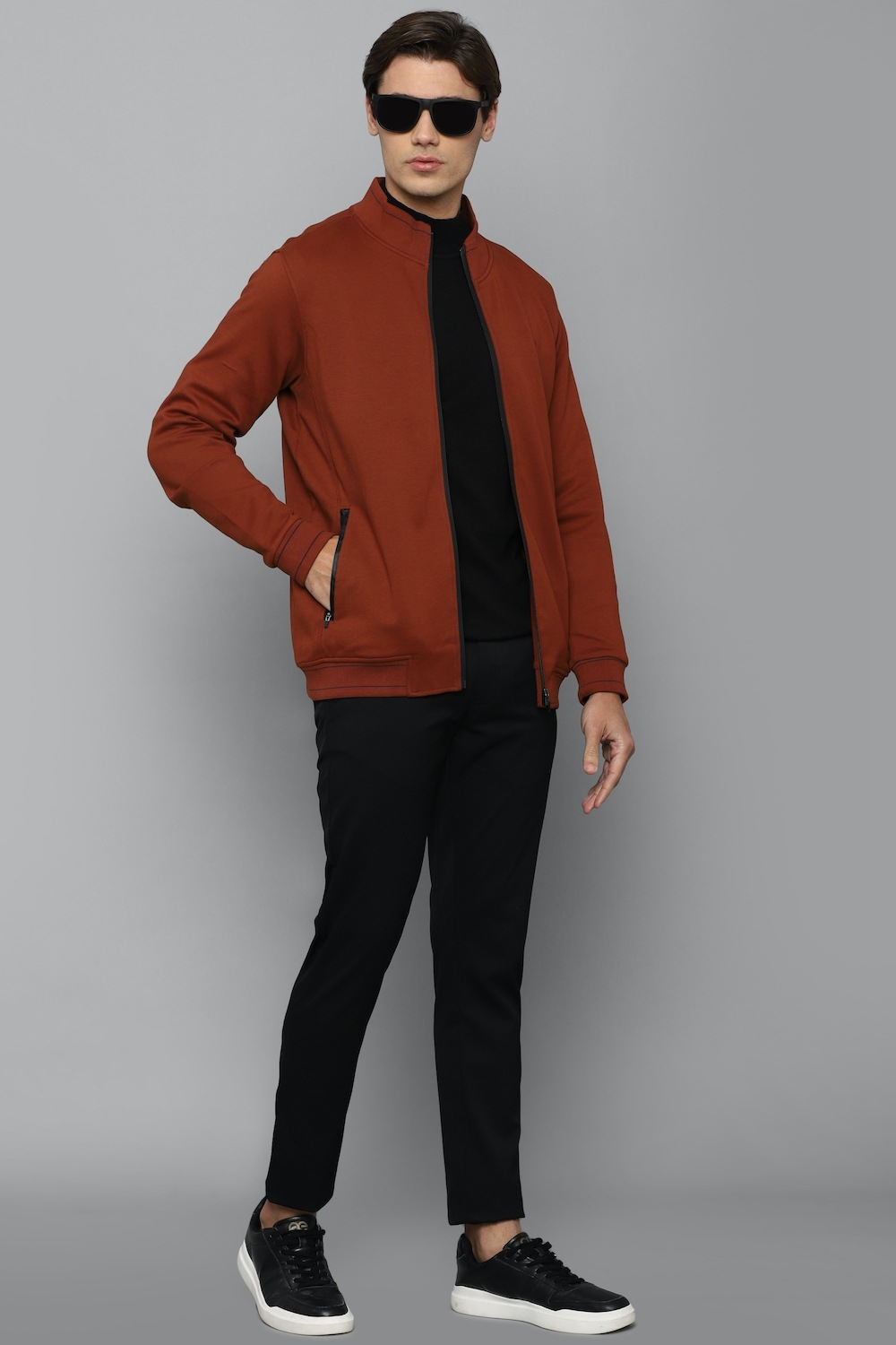1386-men-casual-red-solid-sweatshirt-red-1.jpg