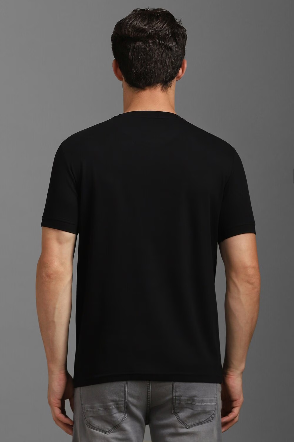 13917-men-black-solid-crew-neck-t-shirt-black-1.jpg