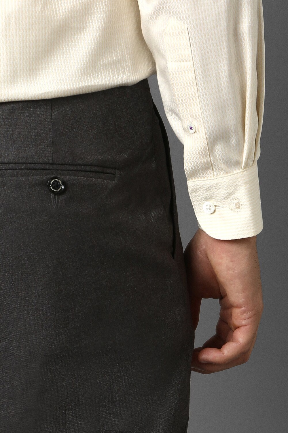 14834-men-yellow-slim-fit-textured-full-sleeves-formal-shirt-yellow-1.jpg