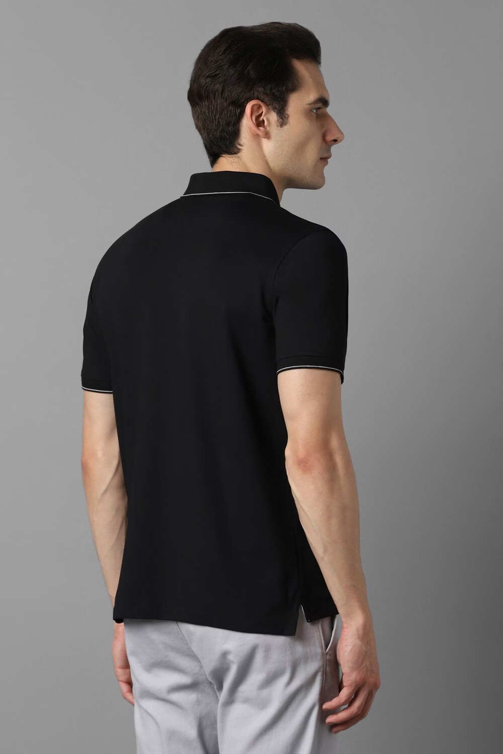 15576-men-black-solid-polo-neck-t-shirt-black-1.jpg