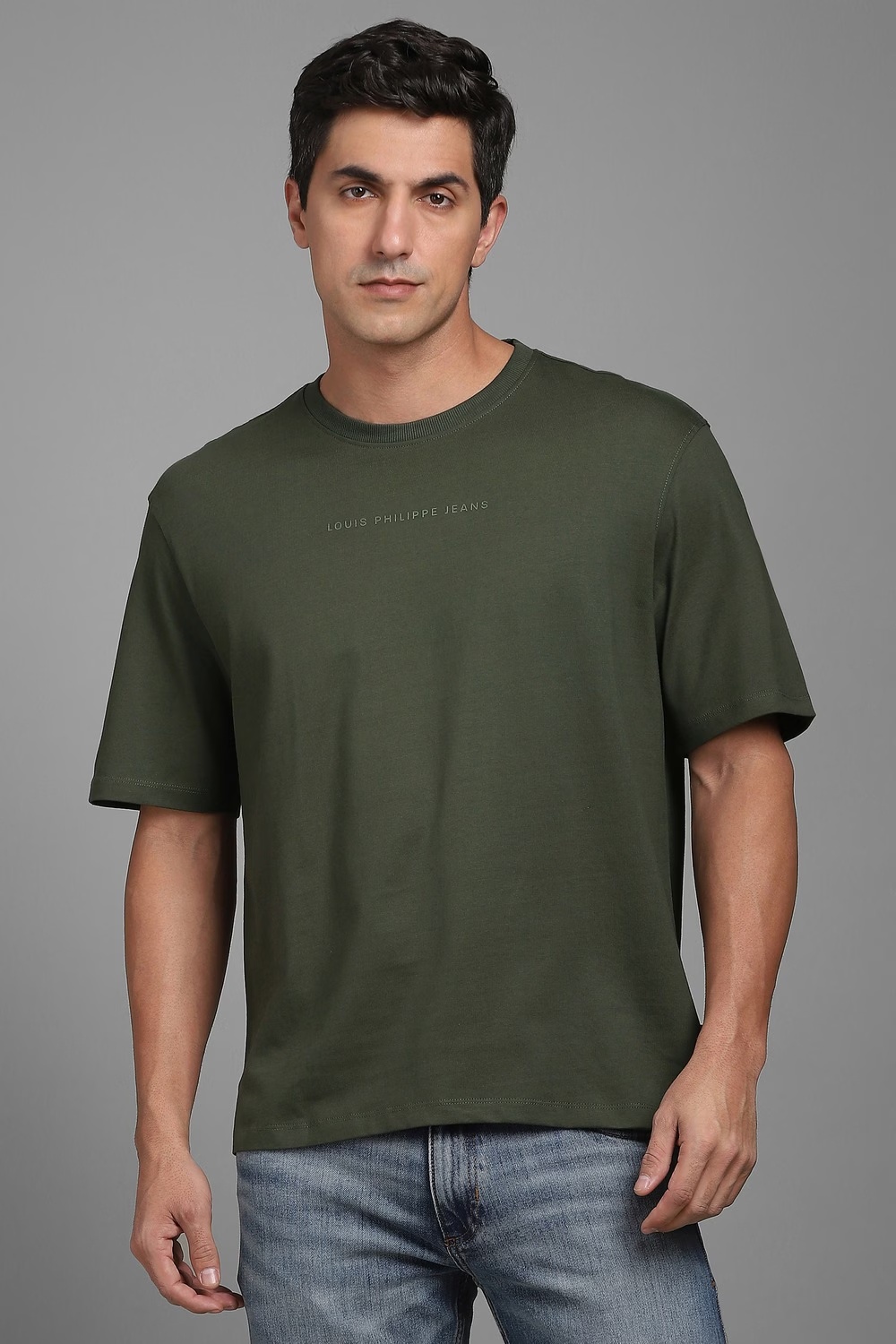 Men Olive Solid Crew Neck T-shirt-Olive
