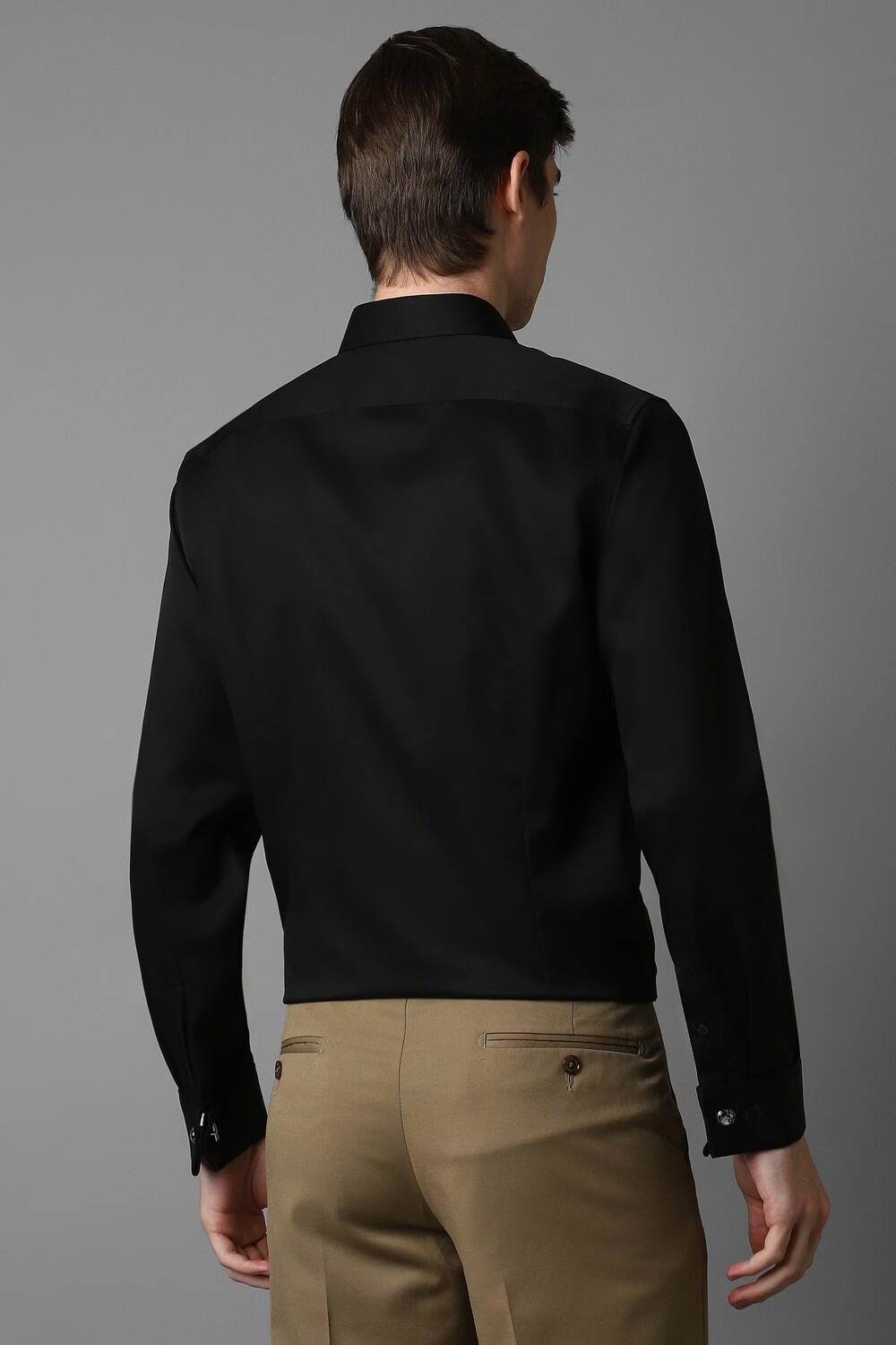 15639-men-black-slim-fit-solid-full-sleeves-formal-shirt-black-1.jpg