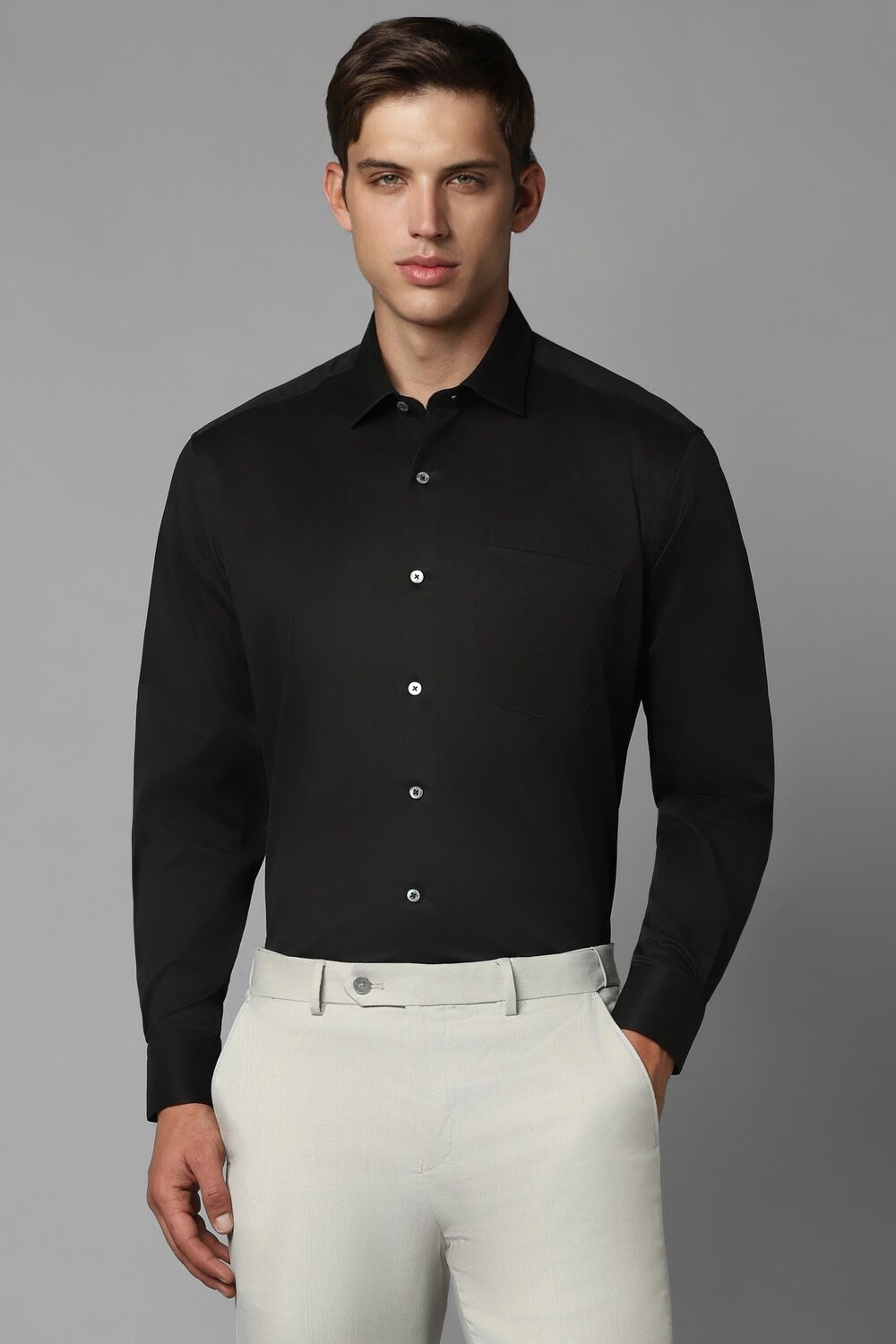 Men Black Classic Fit Solid Full Sleeves Formal Shirt-Black