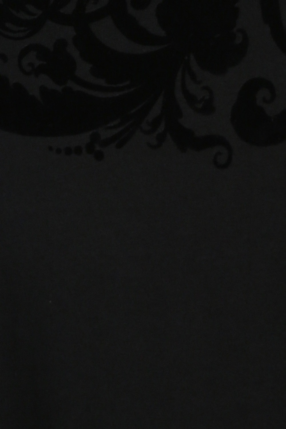 15846-men-black-textured-crew-neck-t-shirt-black-1.jpg