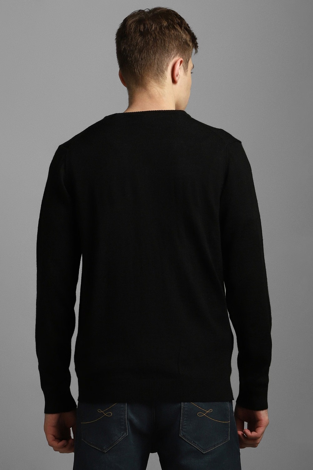 15869-men-black-solid-v-neck-full-sleeves-sweater-black-1.jpg