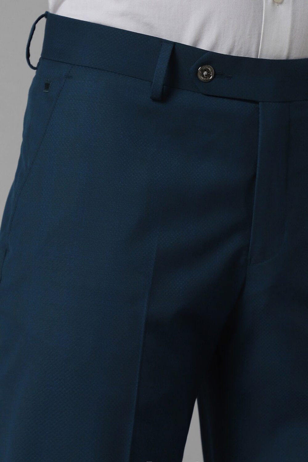 16072-men-blue-slim-fit-textured-formal-three-piece-suit-blue-1.jpg