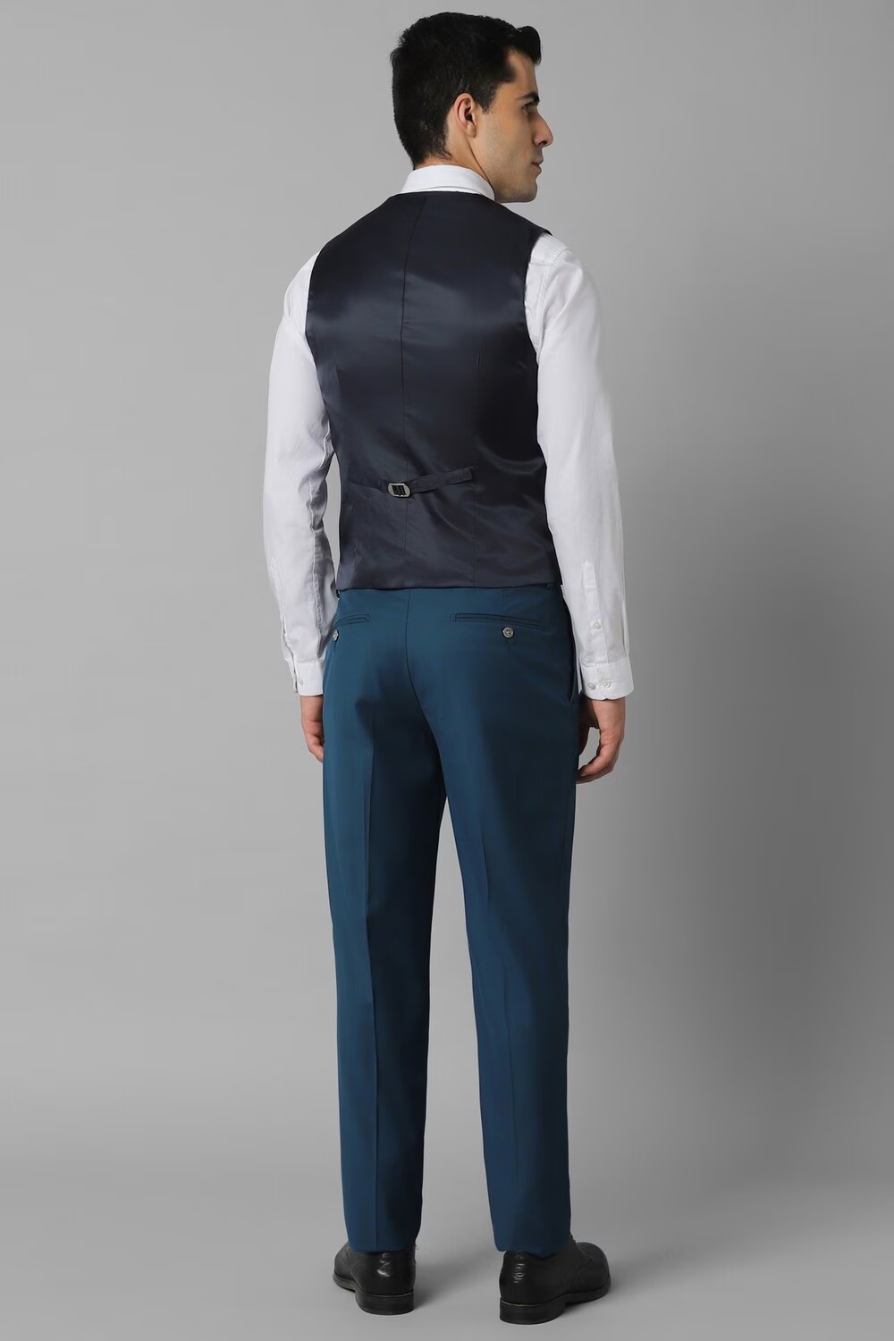 16072-men-blue-slim-fit-textured-formal-three-piece-suit-blue-1.jpg