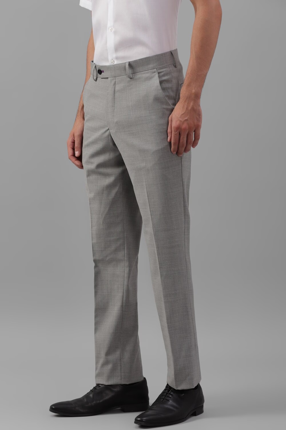 16641-men-grey-slim-fit-textured-flat-front-formal-trousers-grey-1.jpg