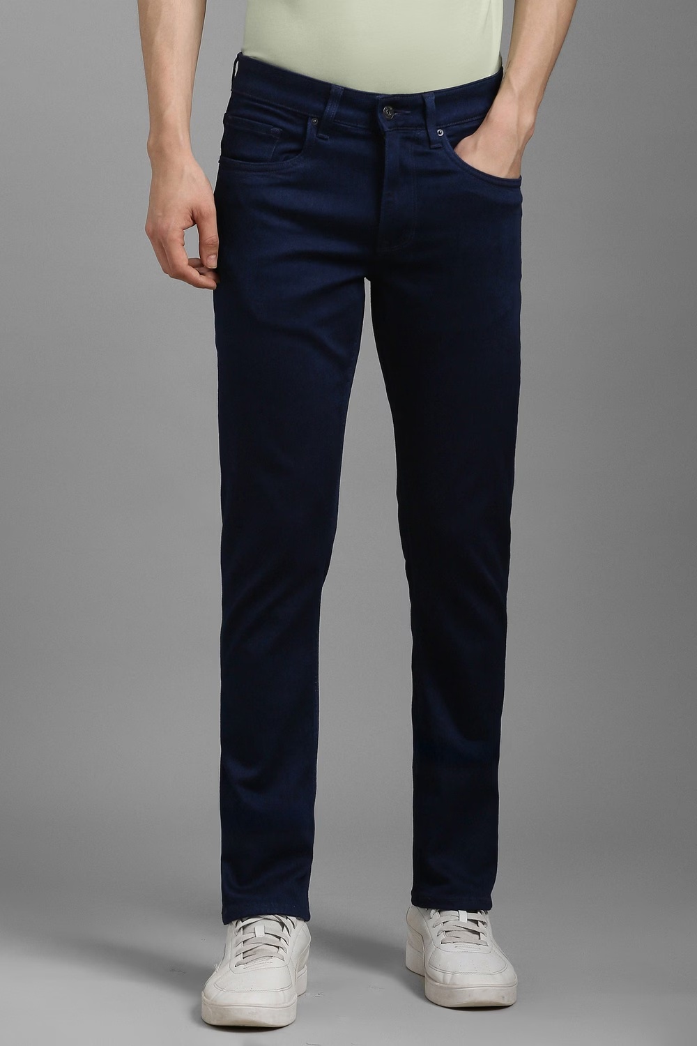 16728-men-navy-light-slim-fit-jeans-navy-1.jpg