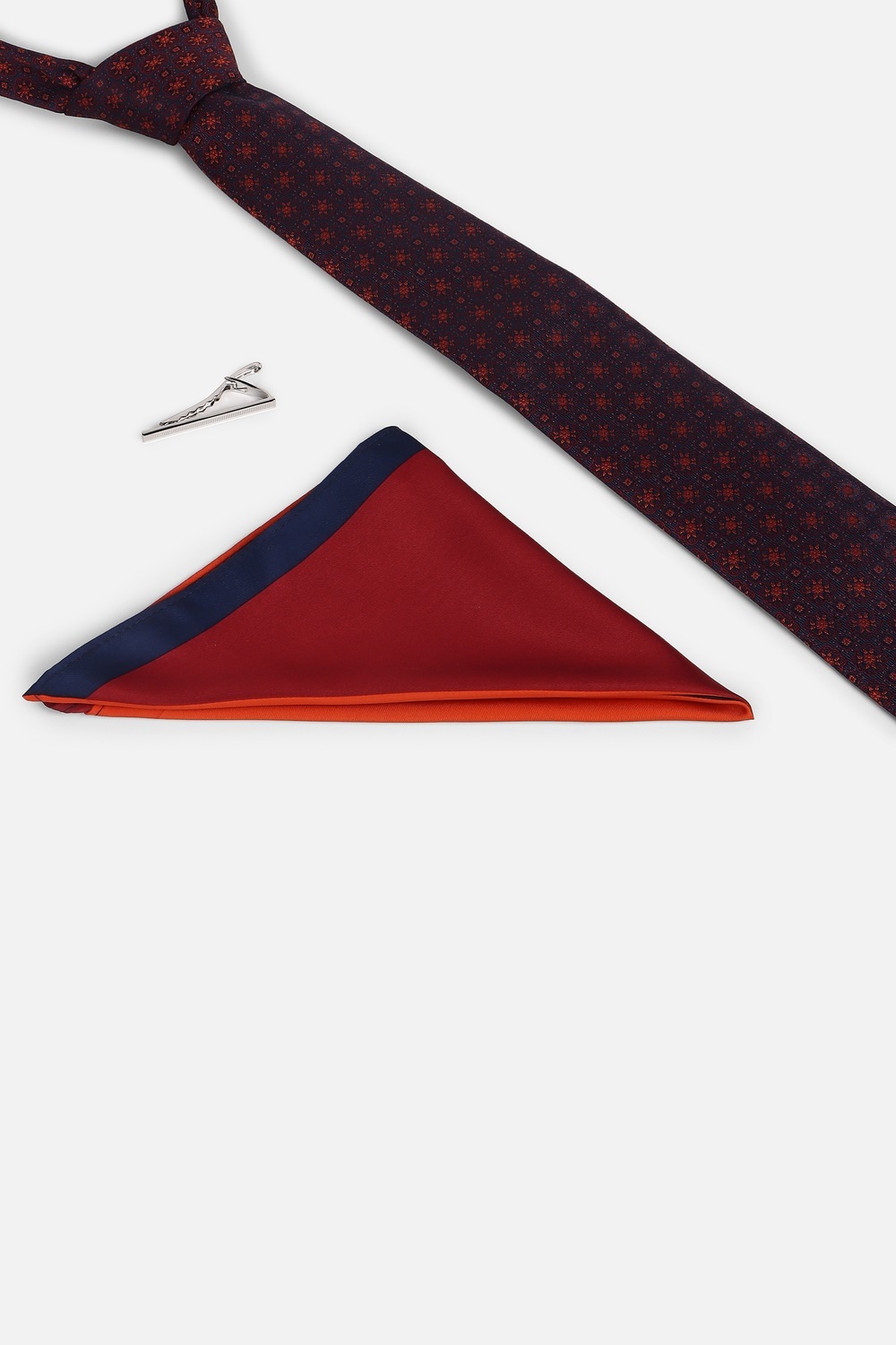 17398-men-maroon-print-tie-pocket-square-and-lapel-pin-maroon-1.jpg