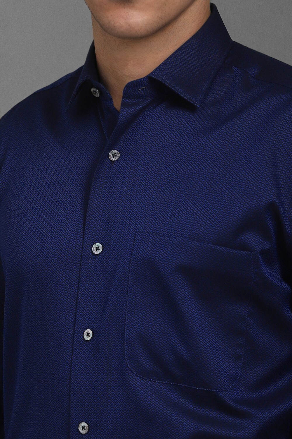 17596-men-navy-classic-fit-print-full-sleeves-formal-shirt-navy-1.jpg