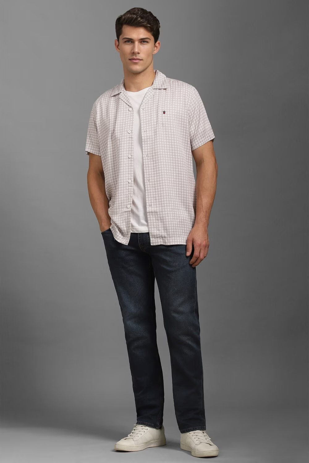 17604-men-white-slim-fit-print-half-sleeves-casual-shirt-white-1.jpg