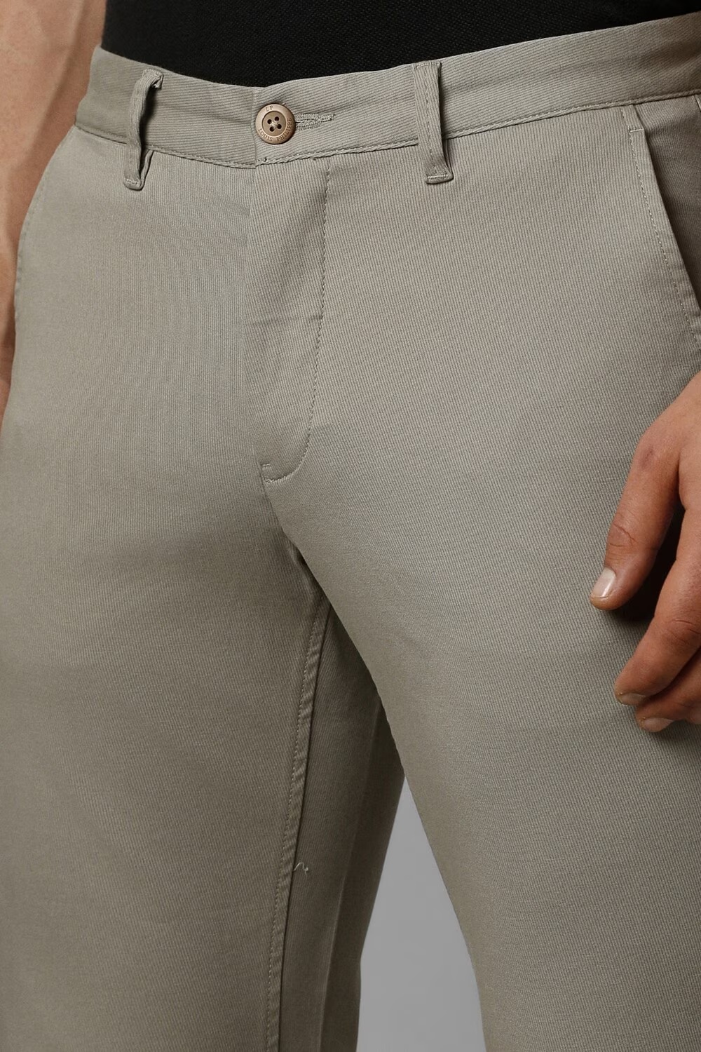 17851-men-grey-slim-fit-solid-flat-front-casual-trousers-grey-1.jpg