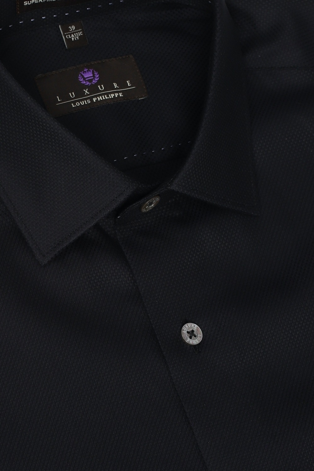 18088-men-black-classic-fit-solid-full-sleeves-formal-shirt-black-1.jpg