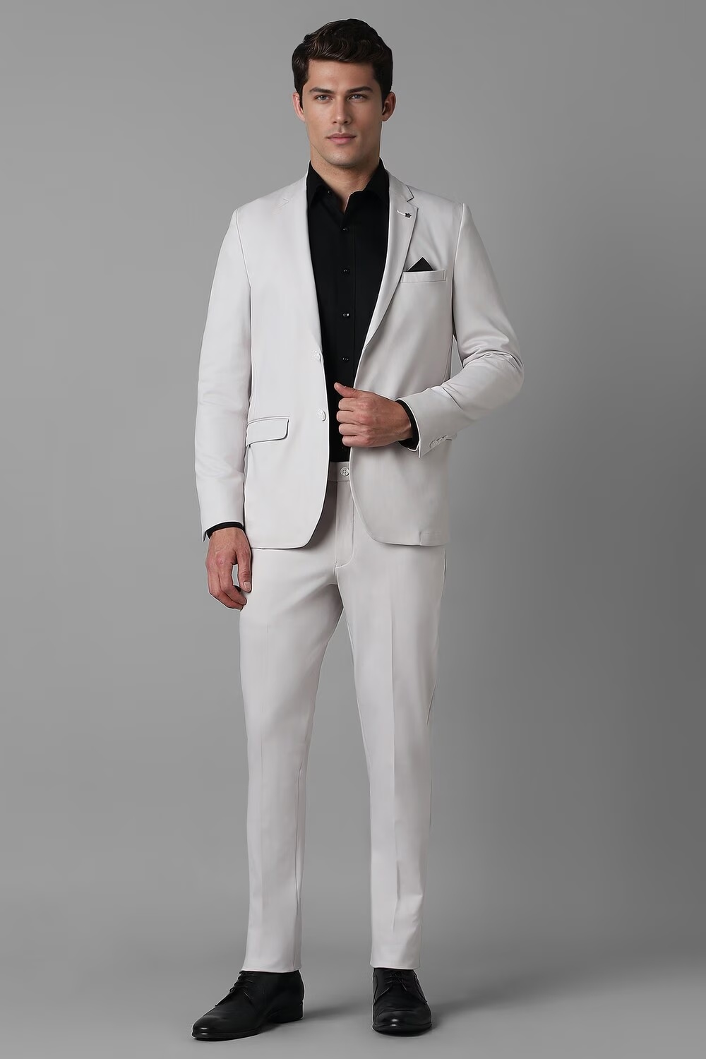 18455-men-grey-slim-fit-solid-formal-two-piece-suit-grey-1.jpg
