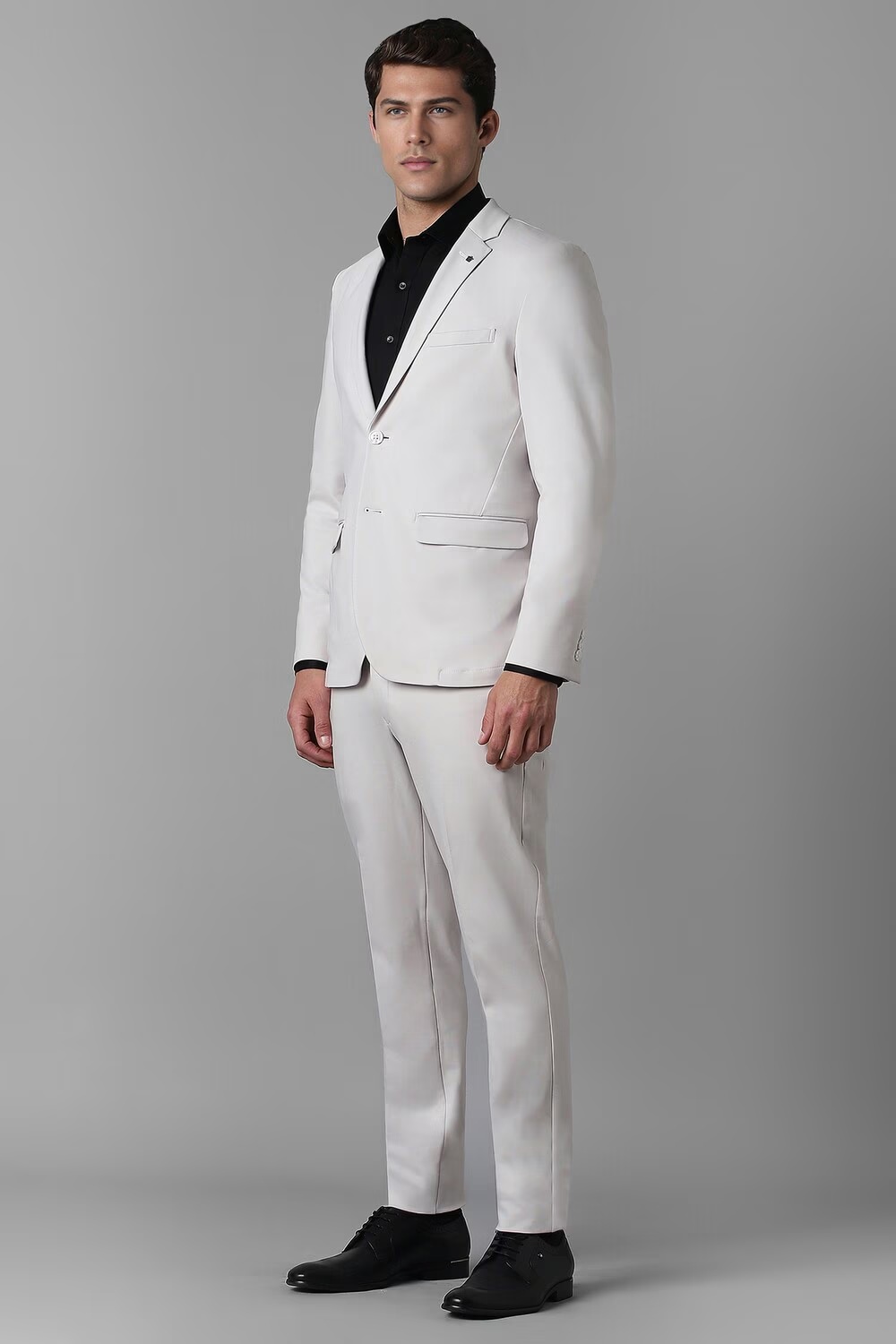 18455-men-grey-slim-fit-solid-formal-two-piece-suit-grey-1.jpg