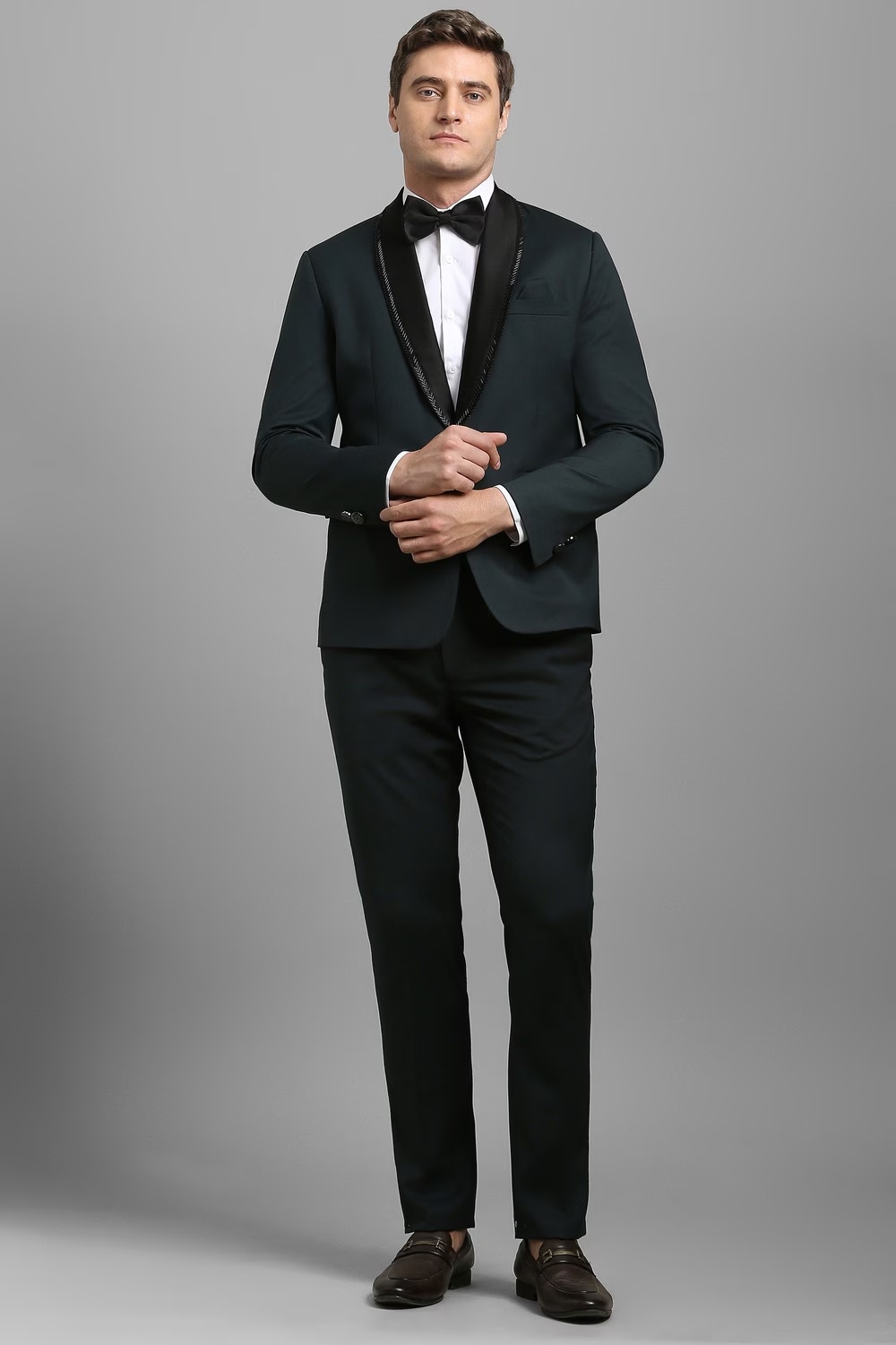 18526-men-green-solid-formal-two-piece-suit-green-1.jpg