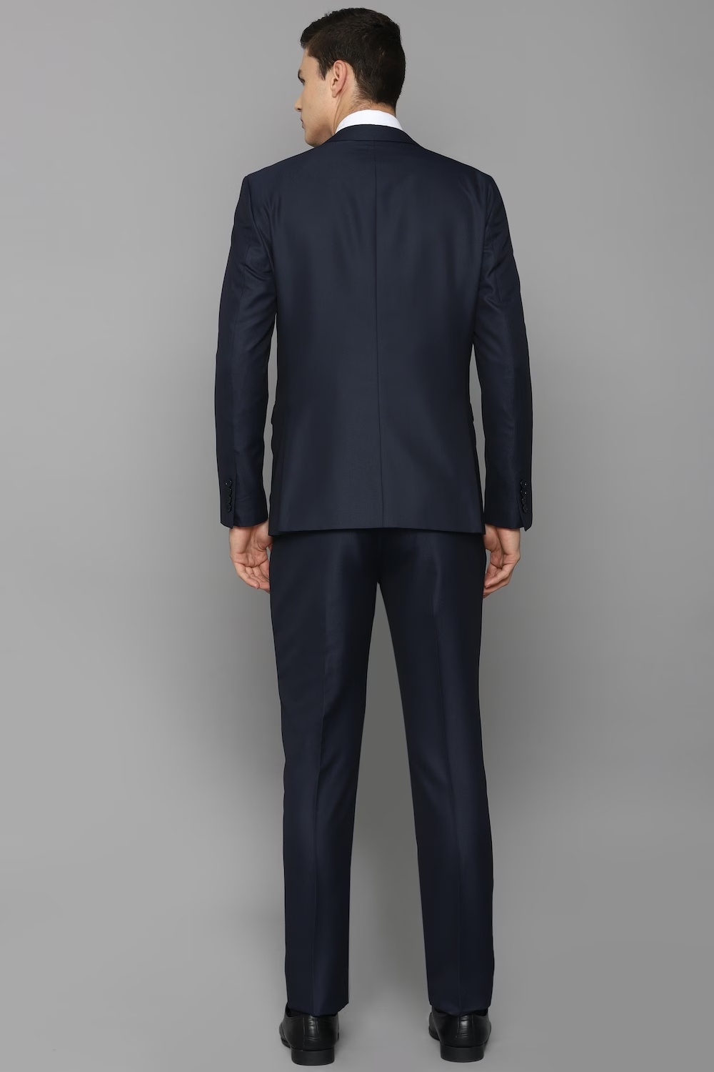 18579-men-navy-slim-fit-solid-formal-three-piece-suit-navy-1.jpg