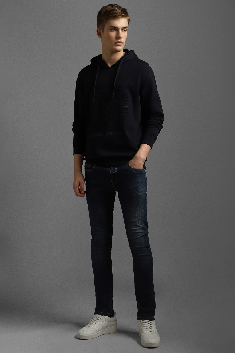 18921-men-casual-black-solid-sweatshirt-black-1.jpg