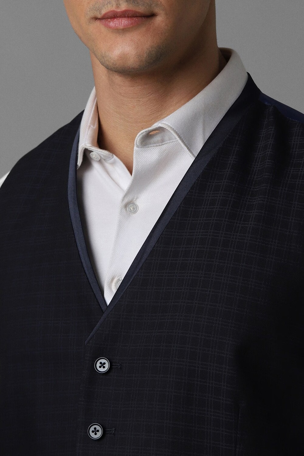 18942-men-black-slim-fit-check-formal-three-piece-suit-black-1.jpg