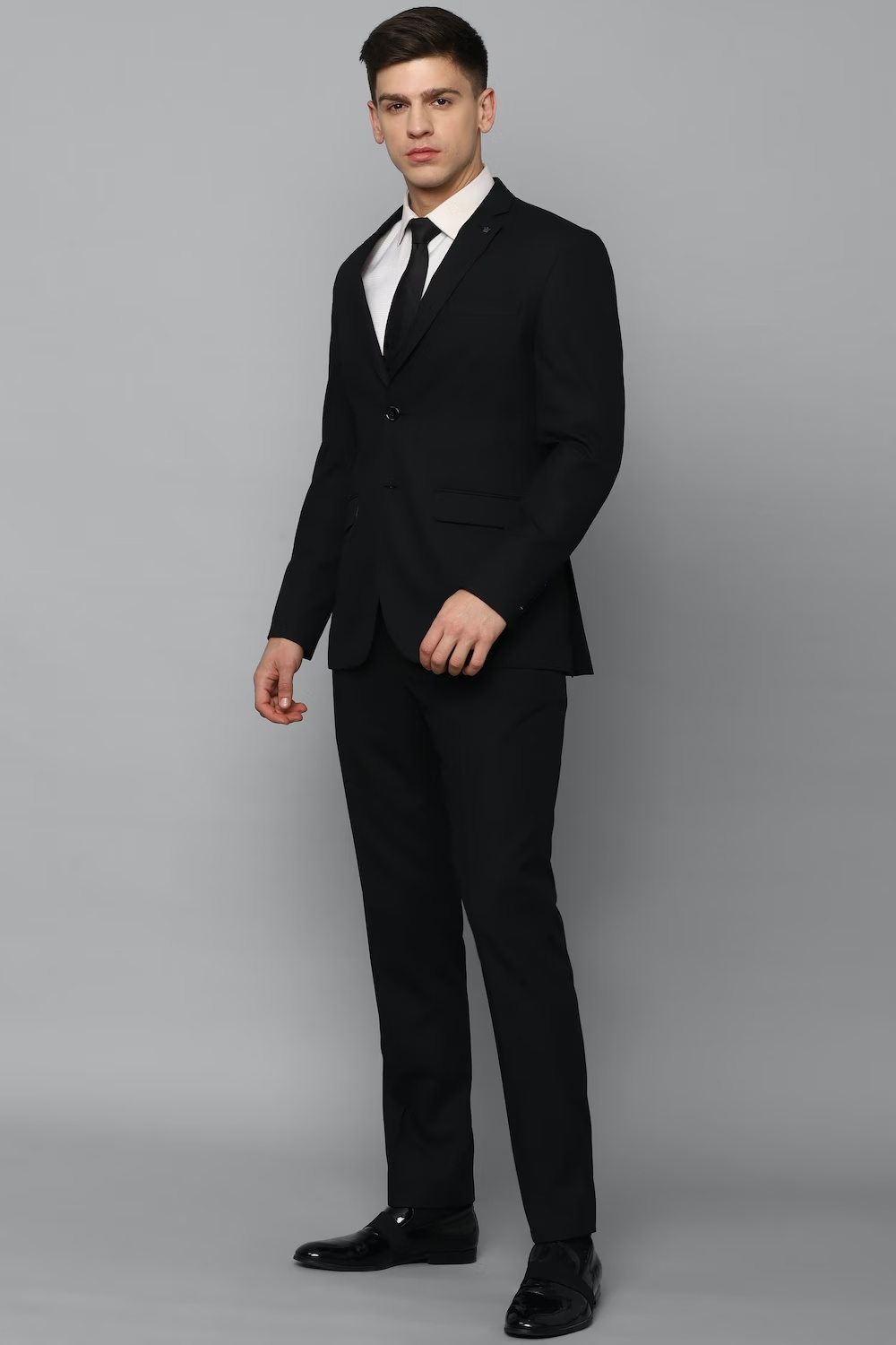 19168-men-black-slim-fit-solid-formal-two-piece-suit-black-1.jpg