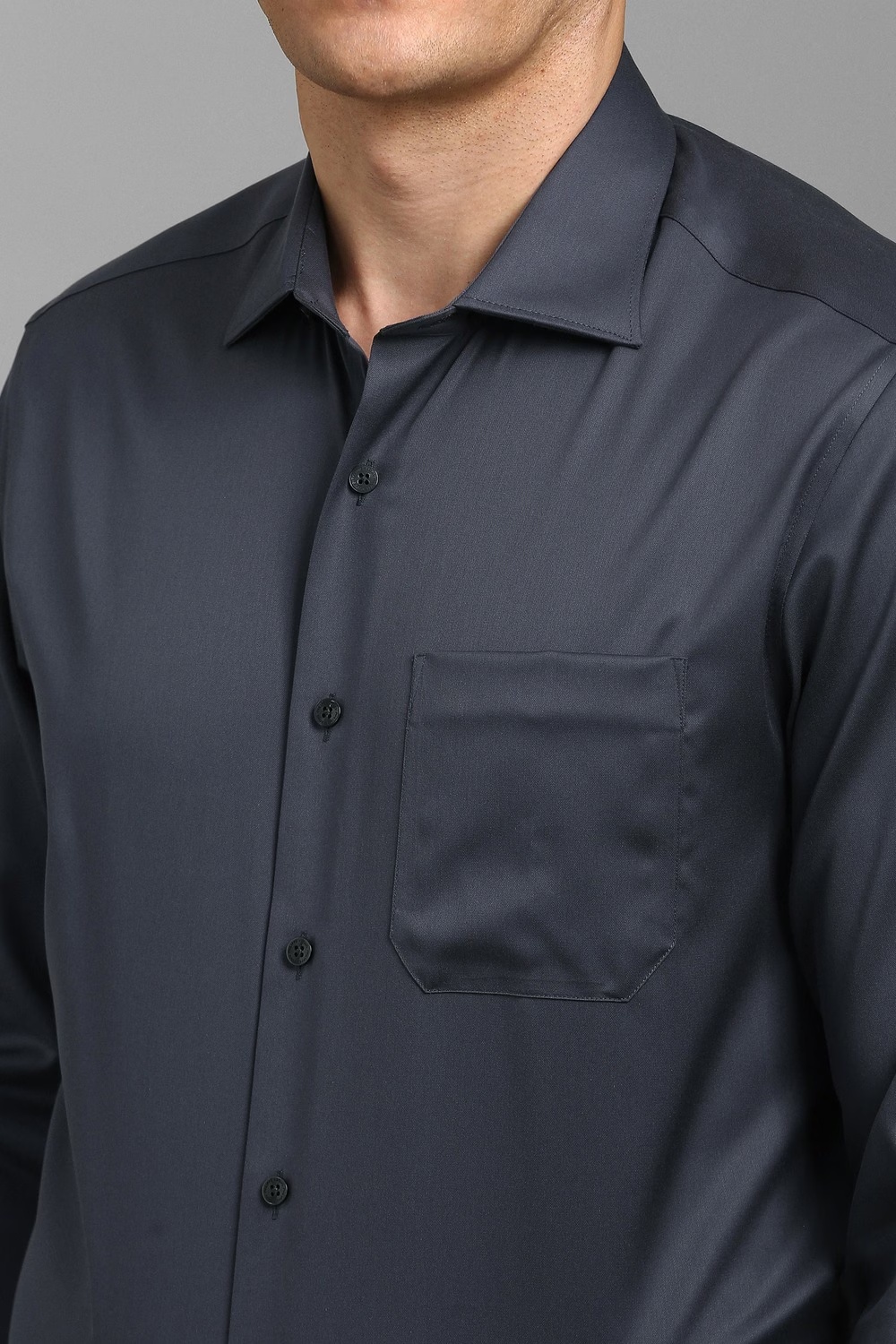 19900-men-grey-solid-full-sleeves-formal-shirt-grey-1.jpg