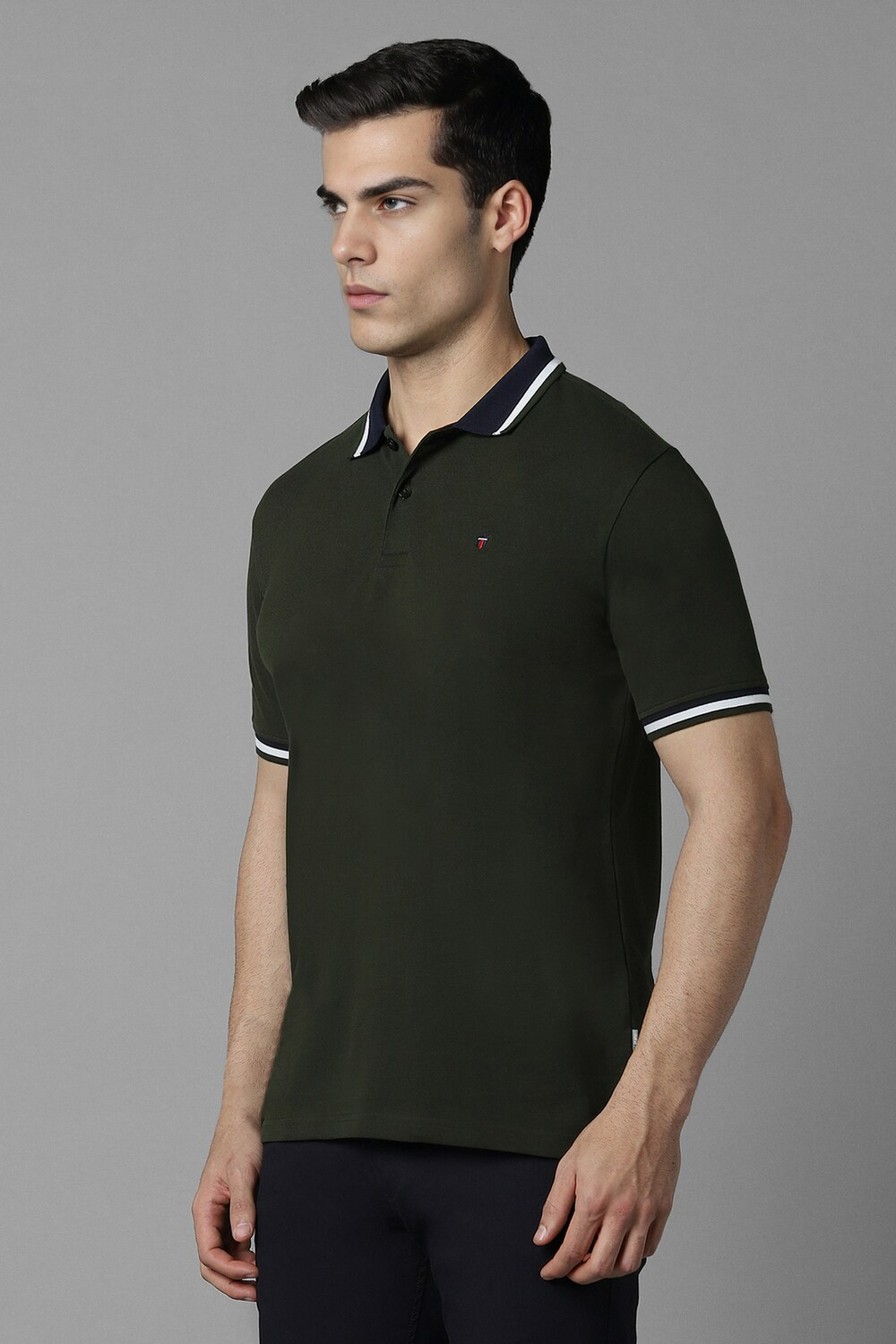 20070-men-green-solid-polo-neck-t-shirt-green-1.jpg