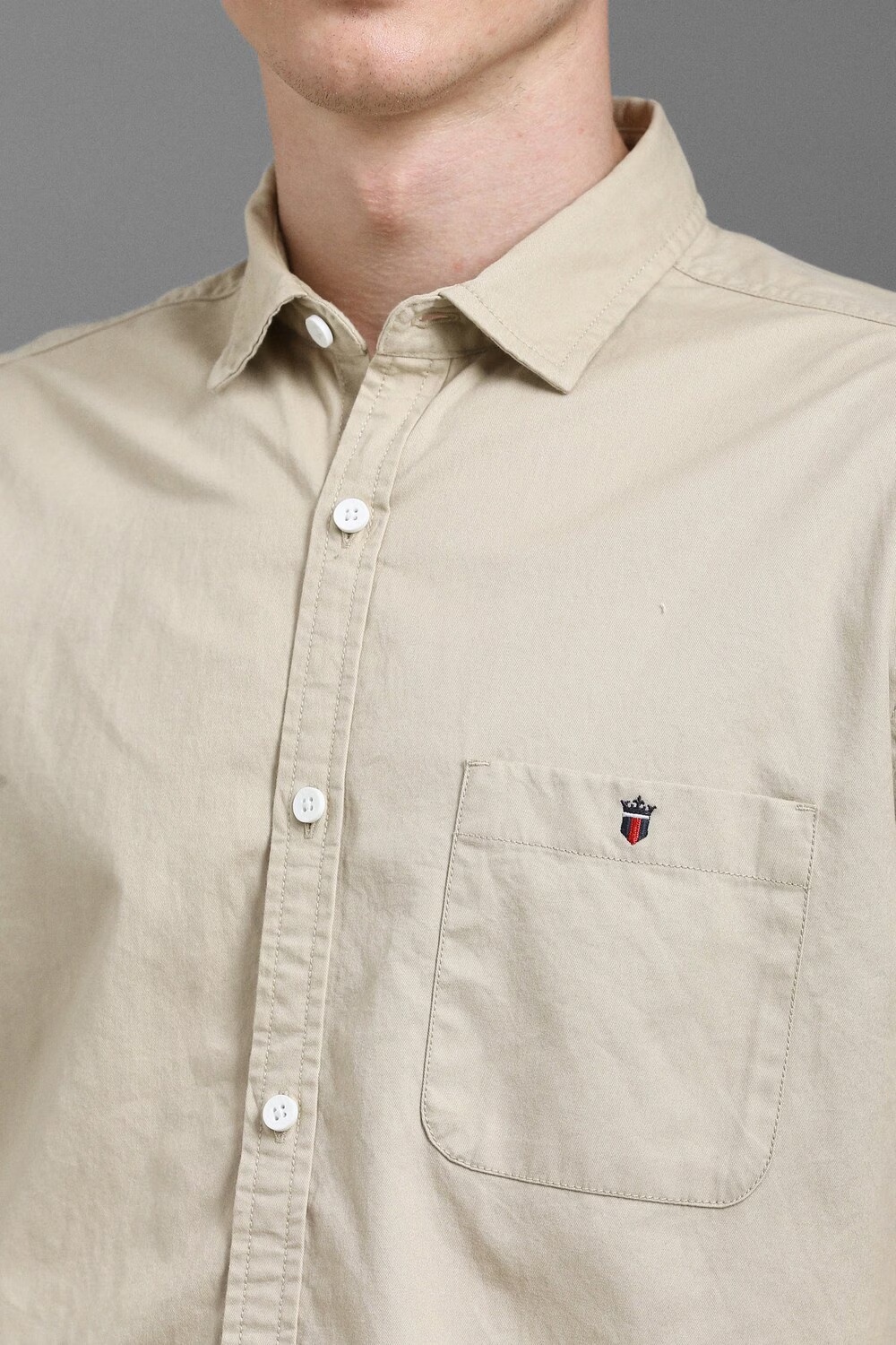 20118-men-beige-slim-fit-solid-full-sleeves-casual-shirt-beige-1.jpg